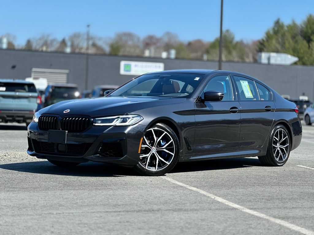 2023 BMW 5 Series M550i