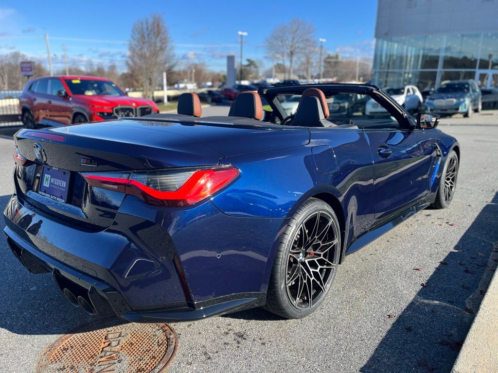 2024 Bmw M4 Competition xDrive Convertible photo 3