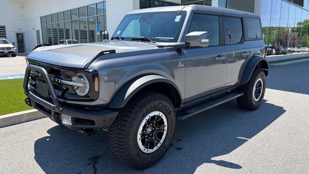 2022 Ford Bronco Outer Banks Advanced 4x4's photo