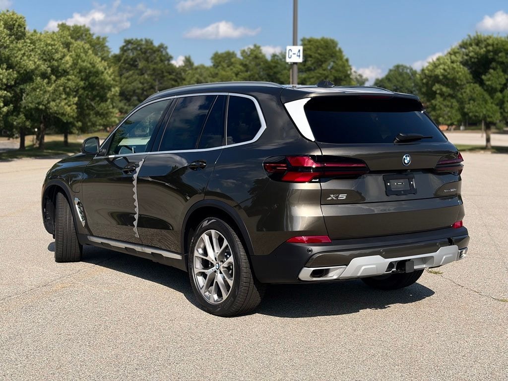 New 2026 BMW X5 PHEV xDrive50e SUV