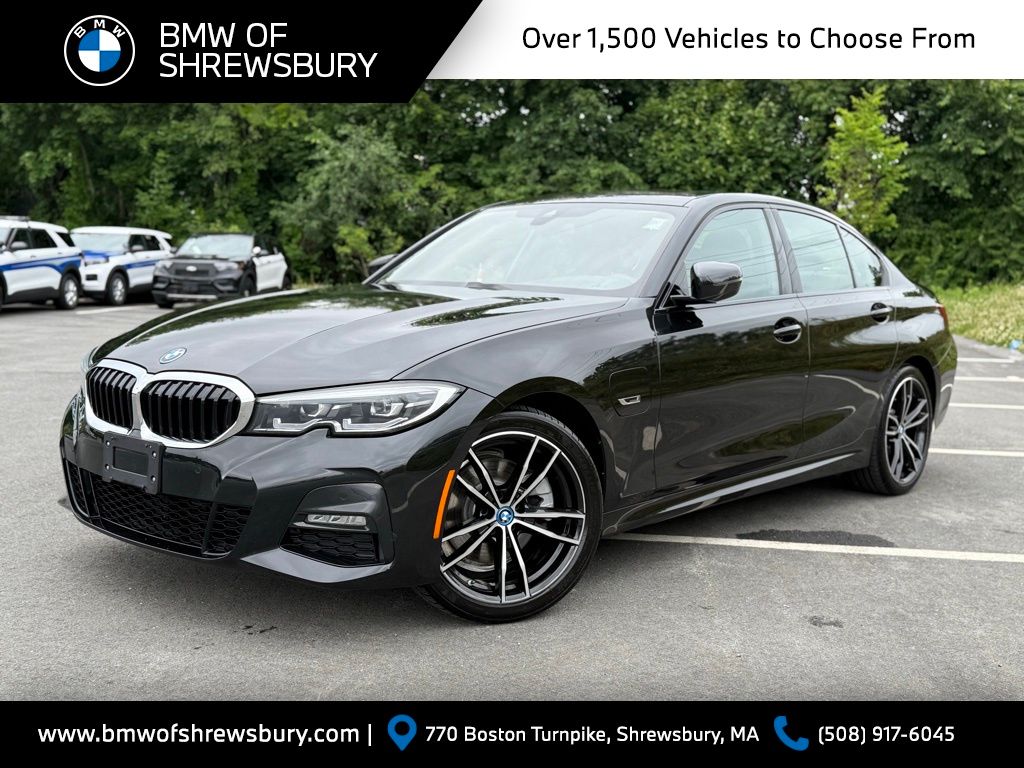 2022 BMW 330e xDrive