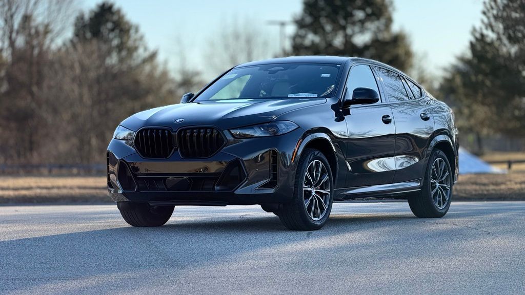 2026 BMW X6 Base's photo