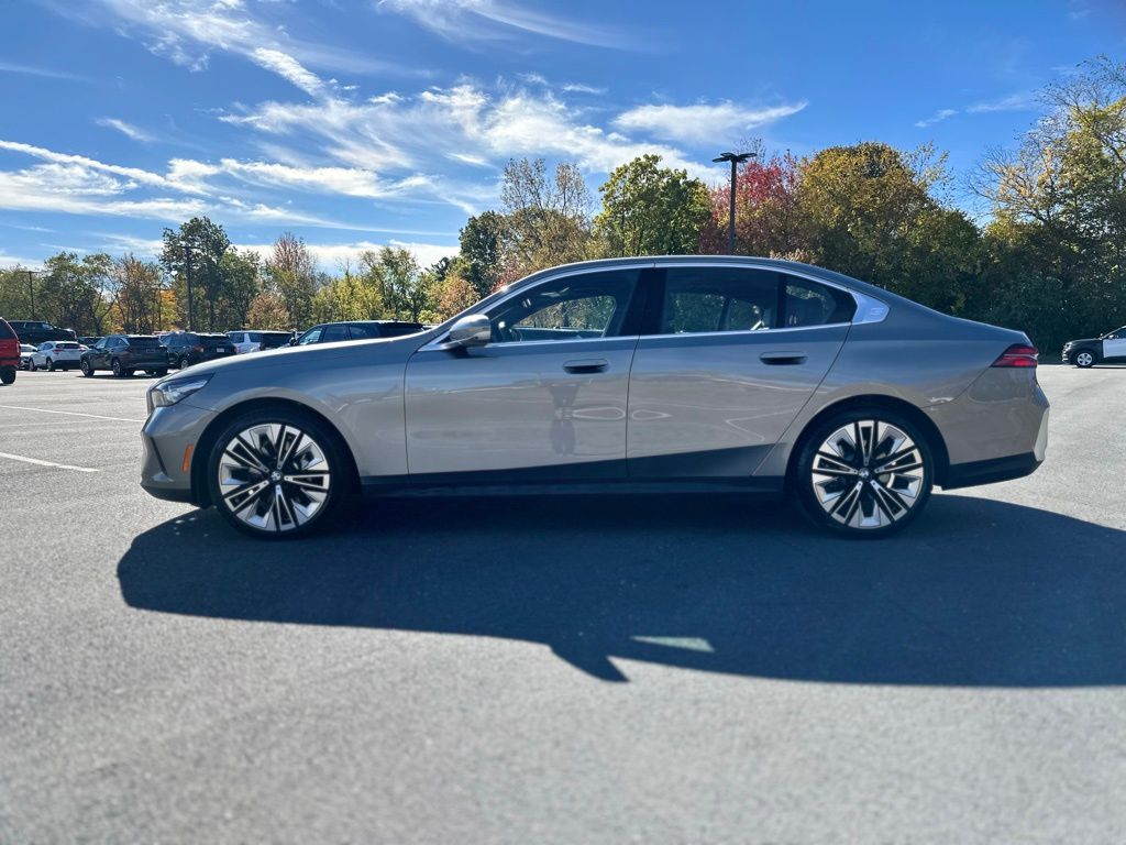 2025 Bmw 530i xDrive photo 3