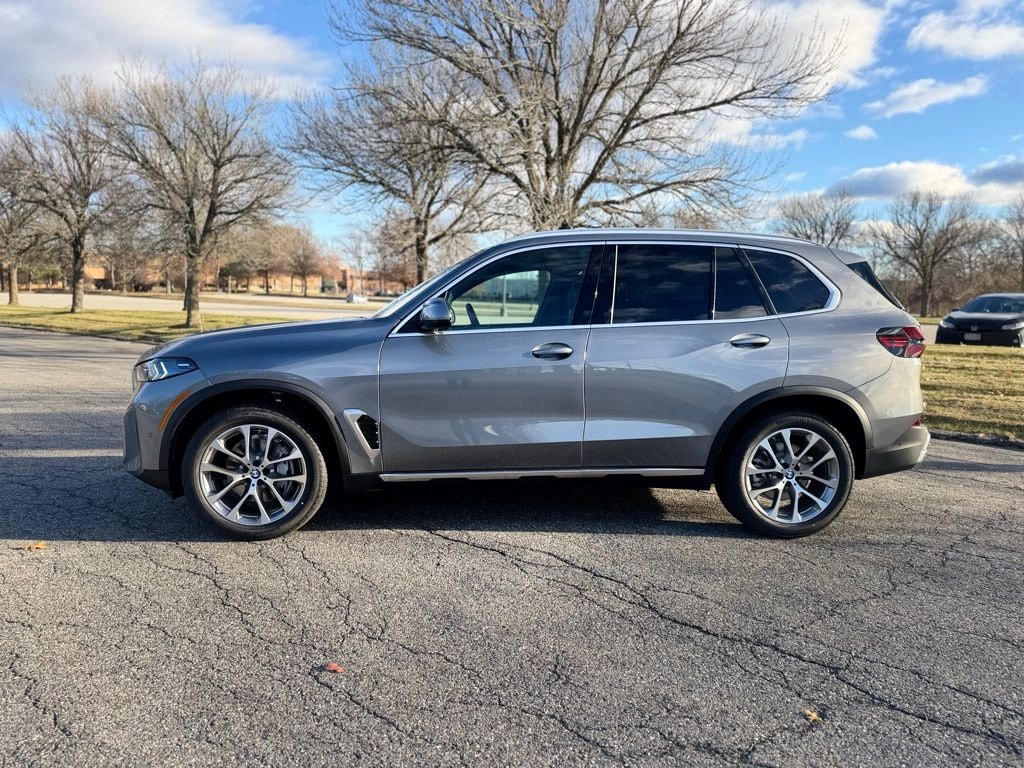 New 2026 BMW X5 xDrive40i SUV