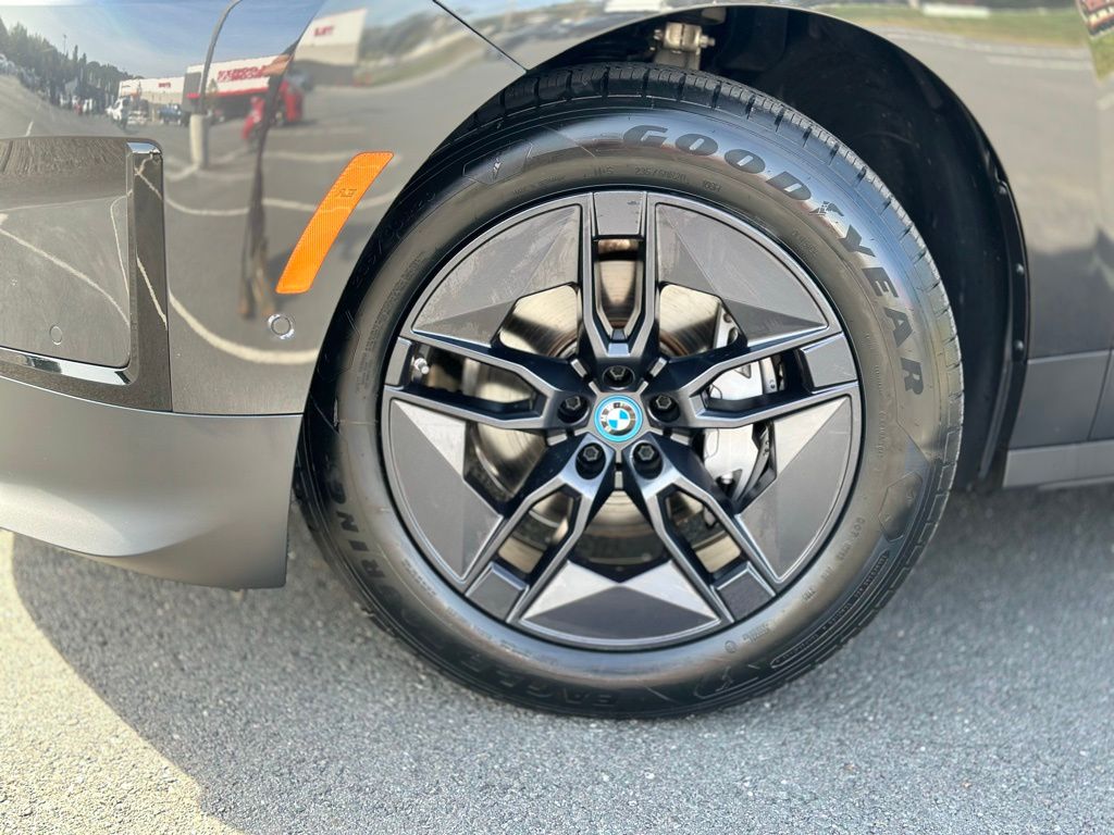 Certified 2024 BMW iX Base with VIN WB523CF09RCN52029 for sale in Shrewsbury, MA