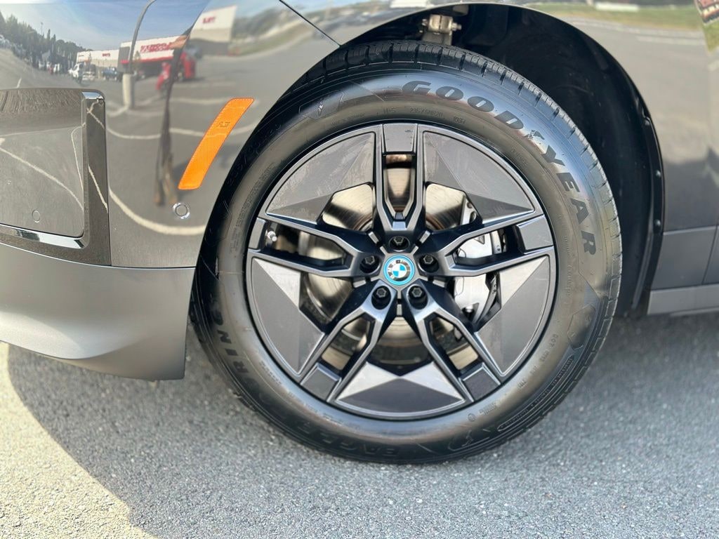 Certified 2024 BMW iX xDrive50 SUV