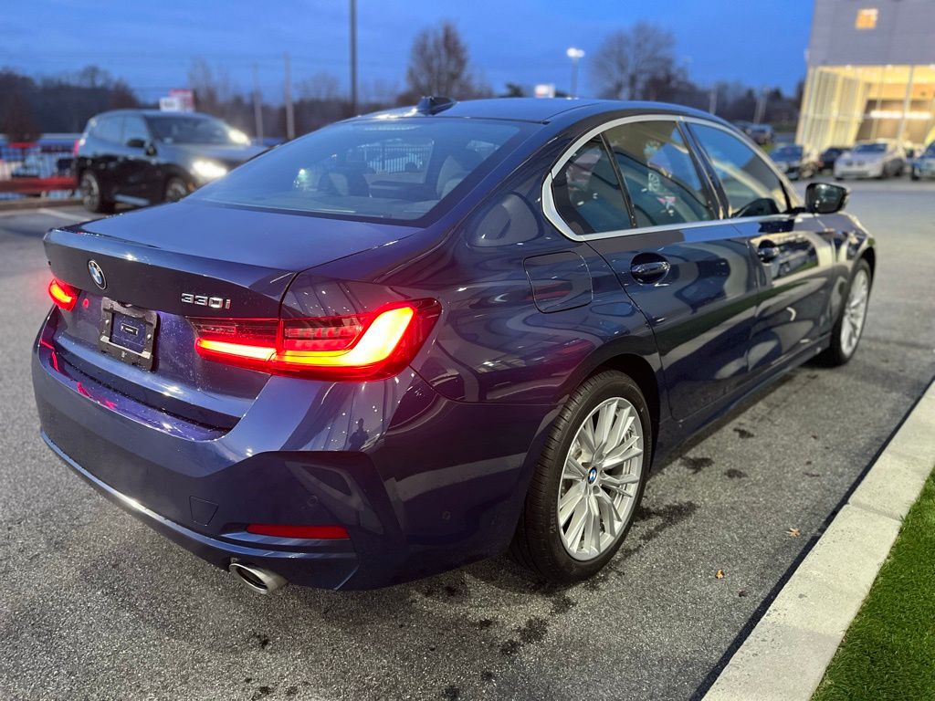 2024 Bmw 330i xDrive photo 3