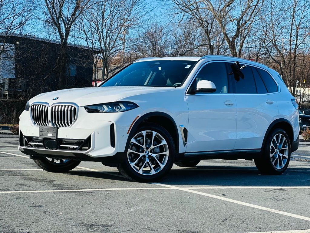 2026 BMW X5 40i's photo