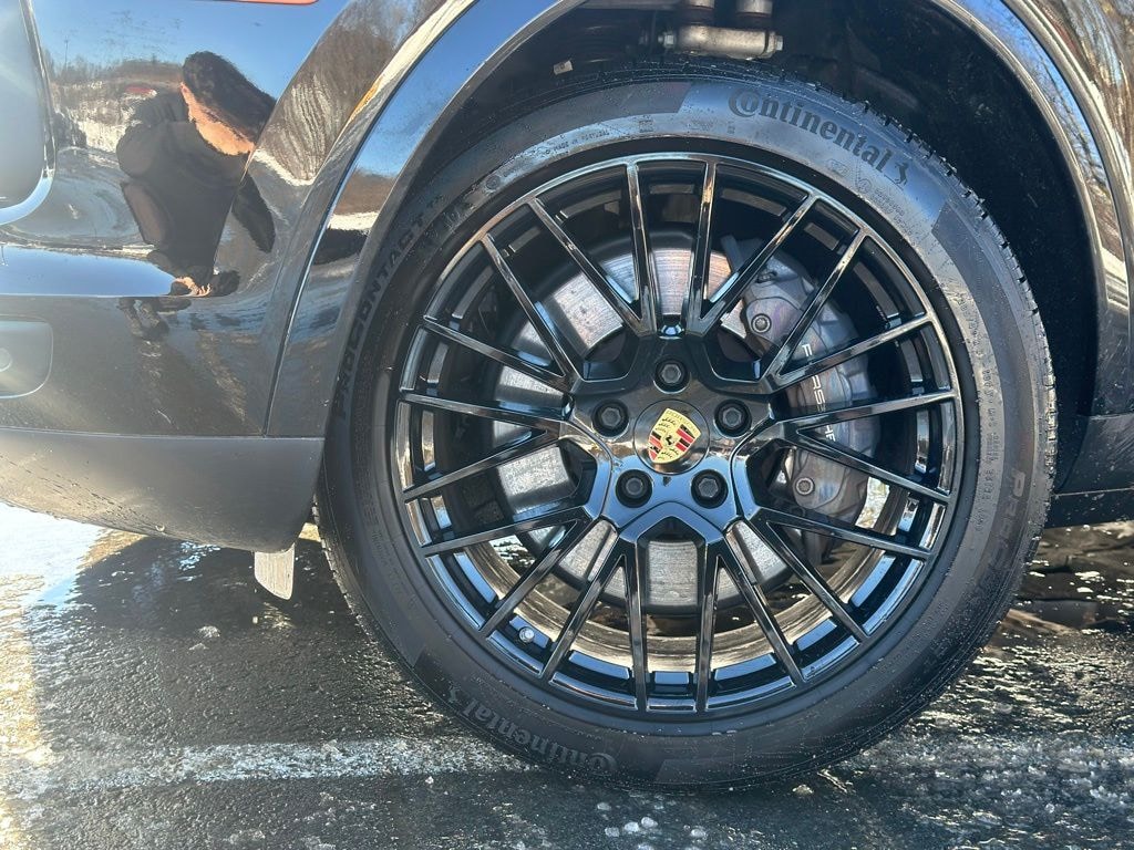 Used 2022 Porsche Cayenne Platinum Edition SUV