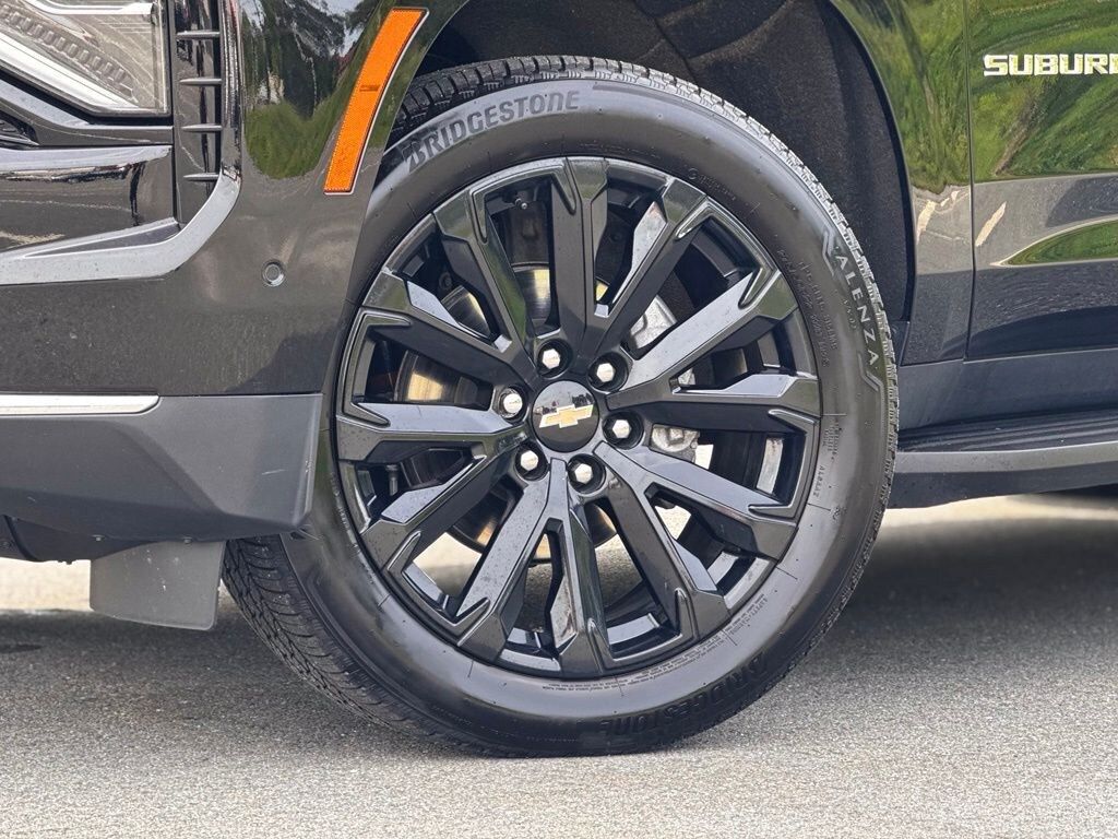 Used 2025 Chevrolet Suburban High Country SUV