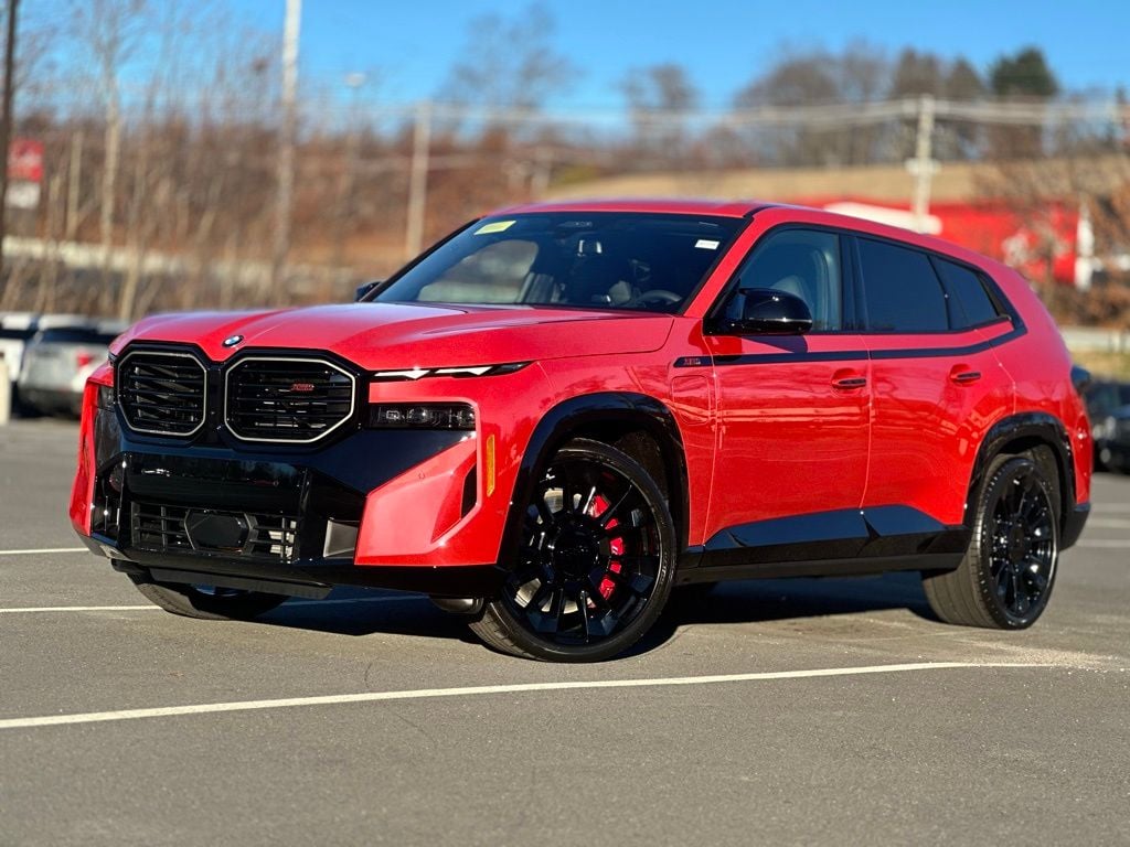 2026 BMW XM Base's photo