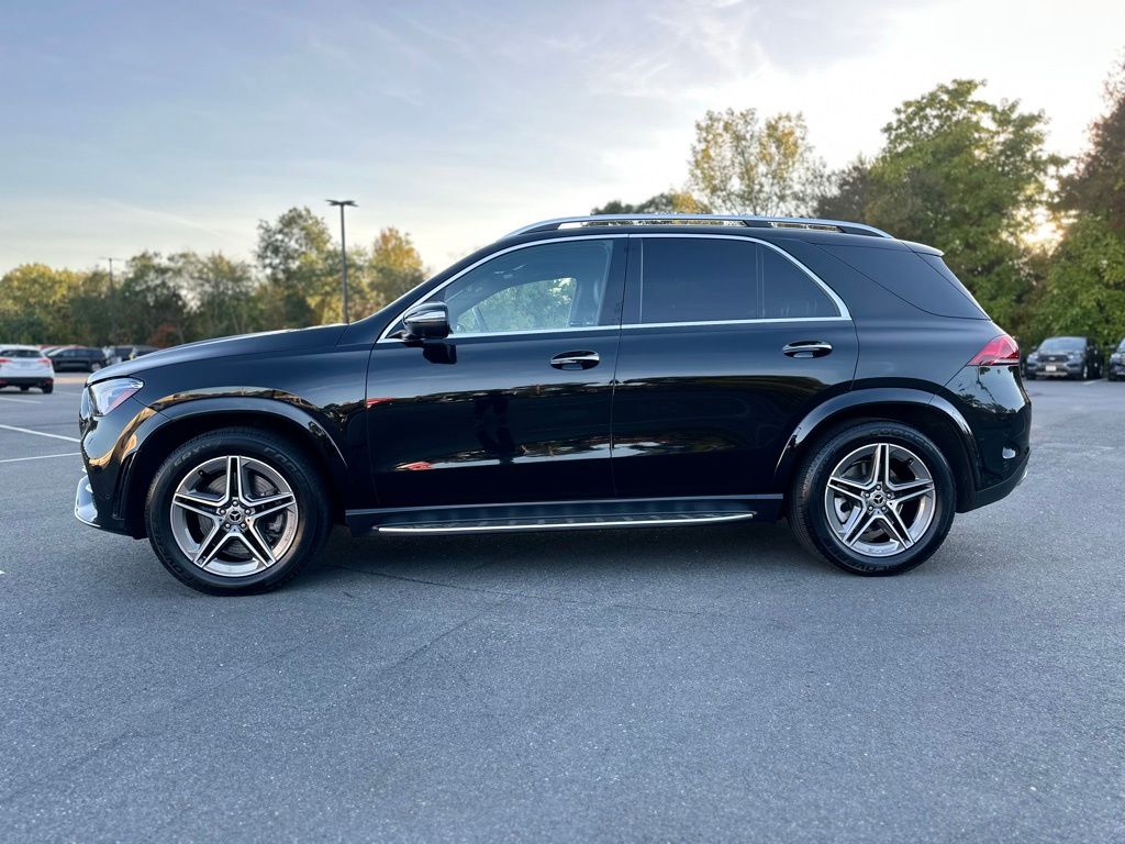2023 Mercedes Benz GLE 450 4MATIC photo 2
