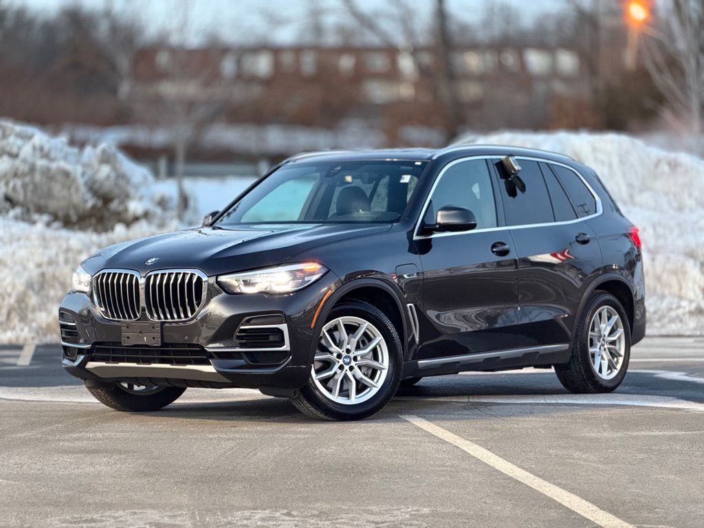 2023 BMW X5 45e