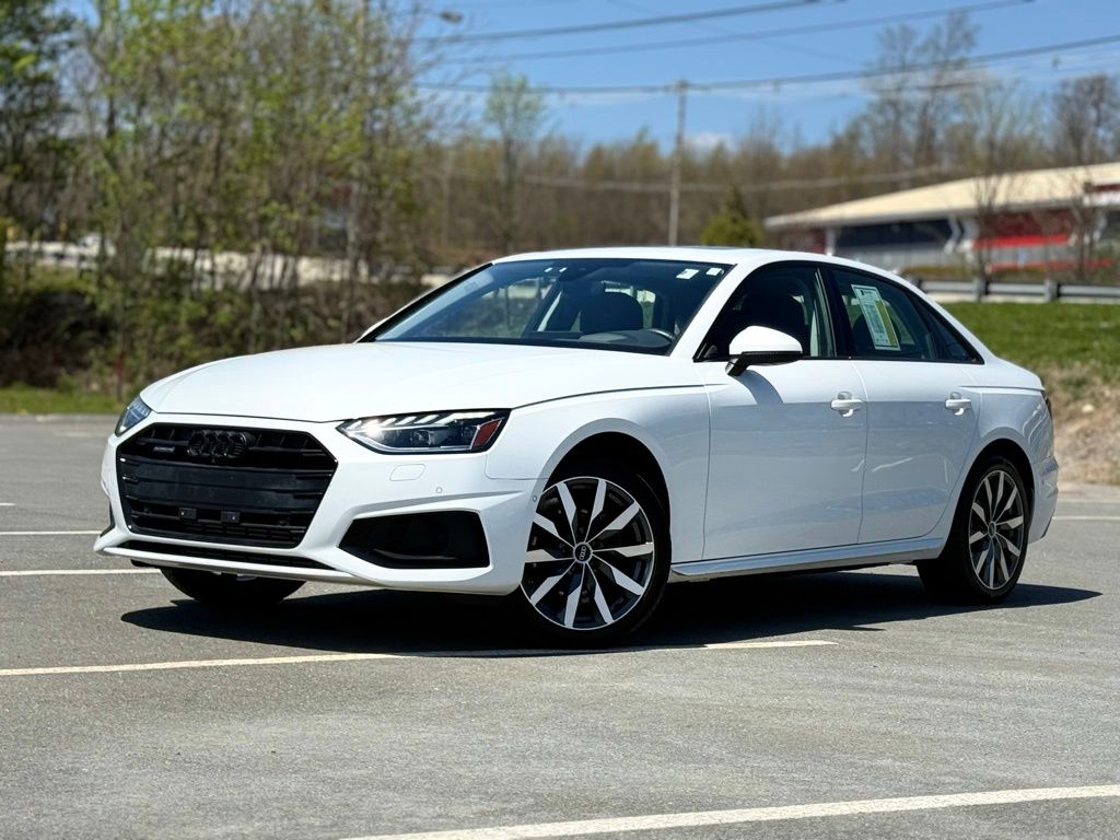 2022 Audi A4 40 TFSI Prestige quattro S tronic's photo