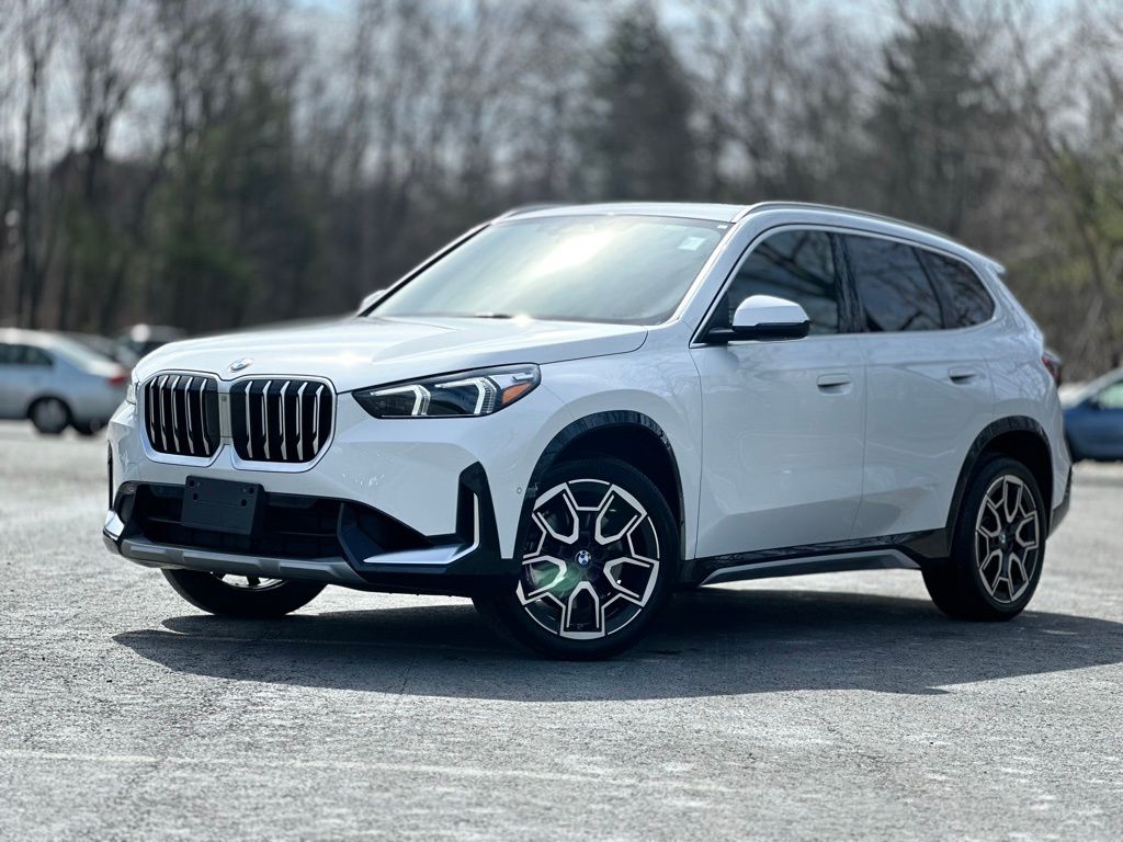 2025 BMW X1 xDrive28i's photo
