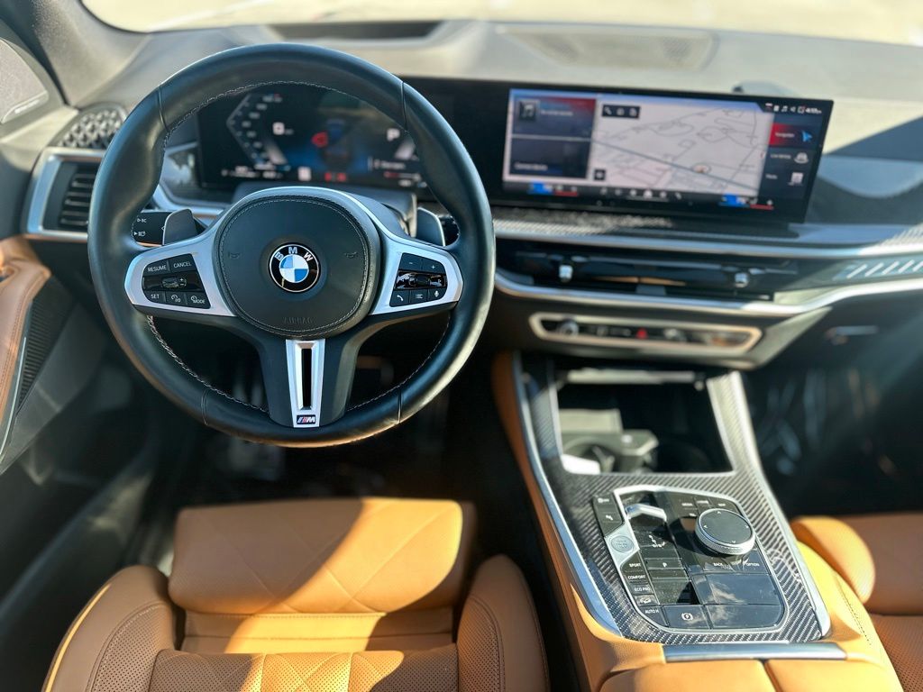 2025 BMW X5 M60i - Photo 8
