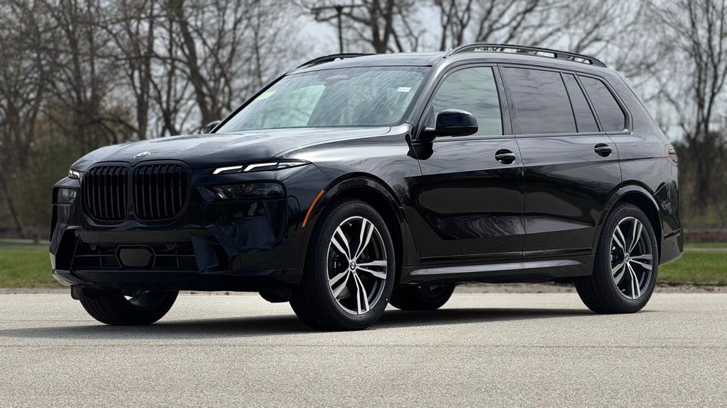 2026 BMW X7 xDrive40i's photo