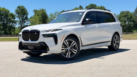 2027 BMW X7 M60i SUV