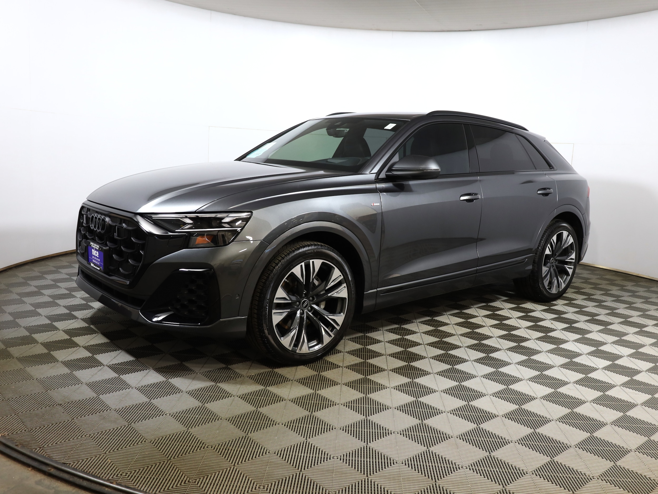 2025 Audi Q8 Prestige's photo