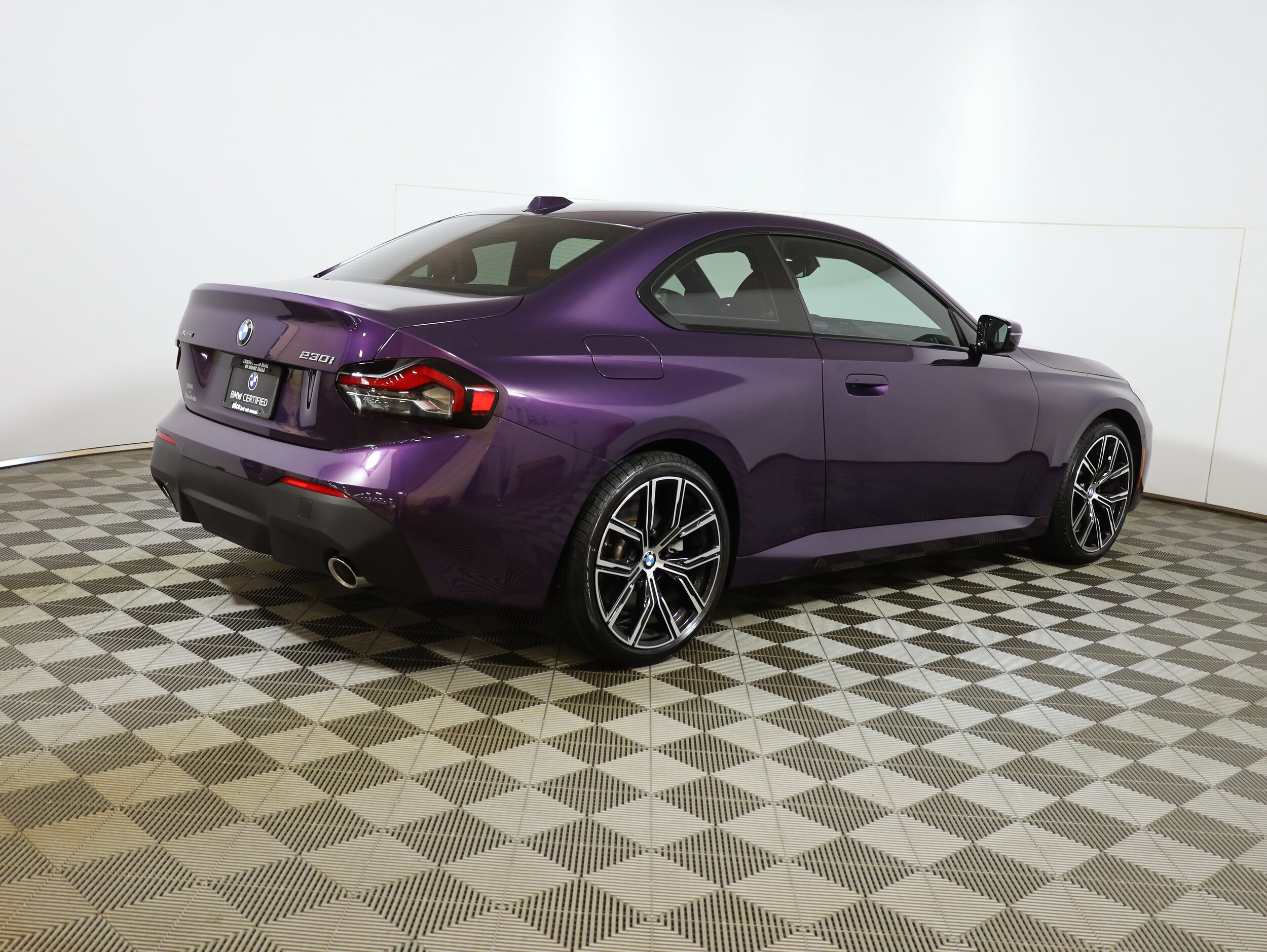 2023 Bmw 230i xDrive photo 4