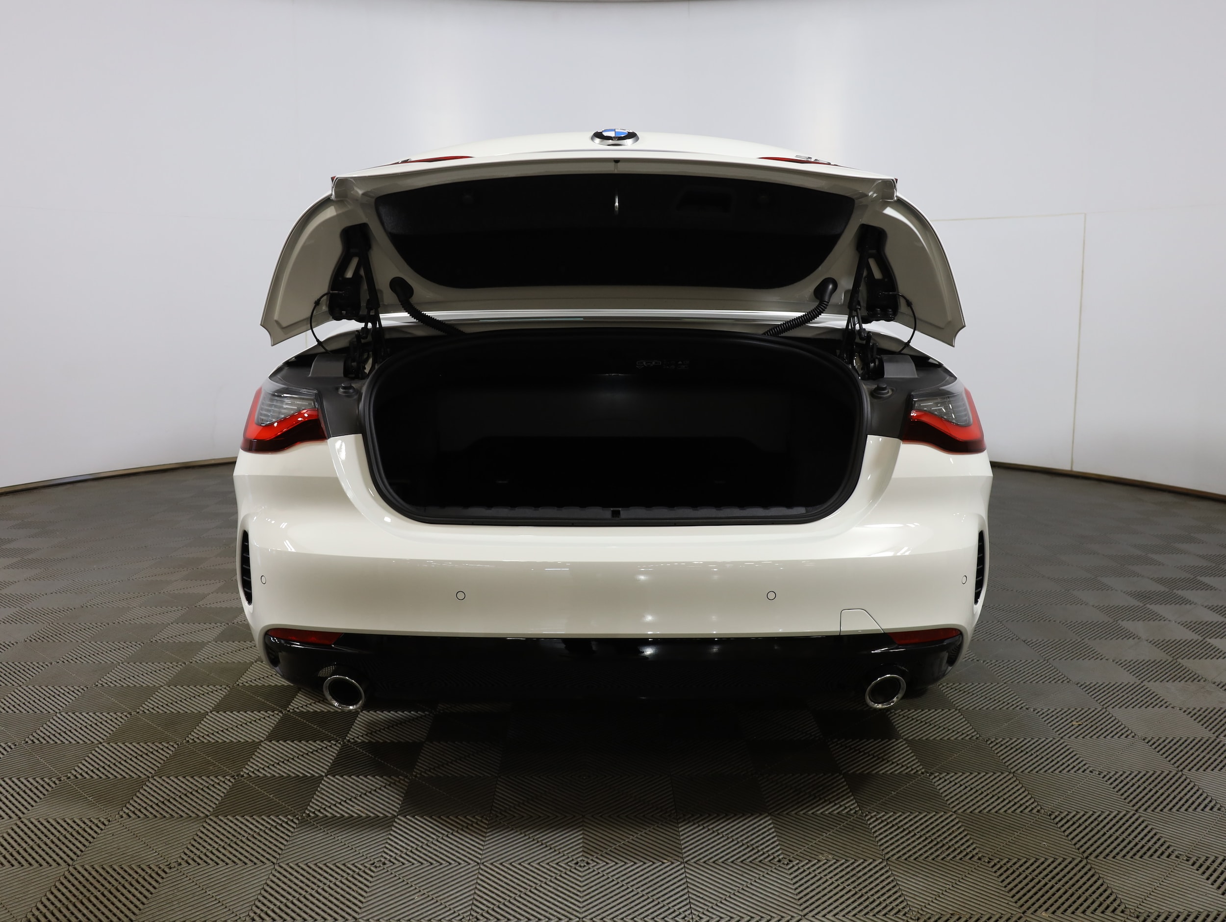 2026 BMW 4 Series 430i - Photo 21