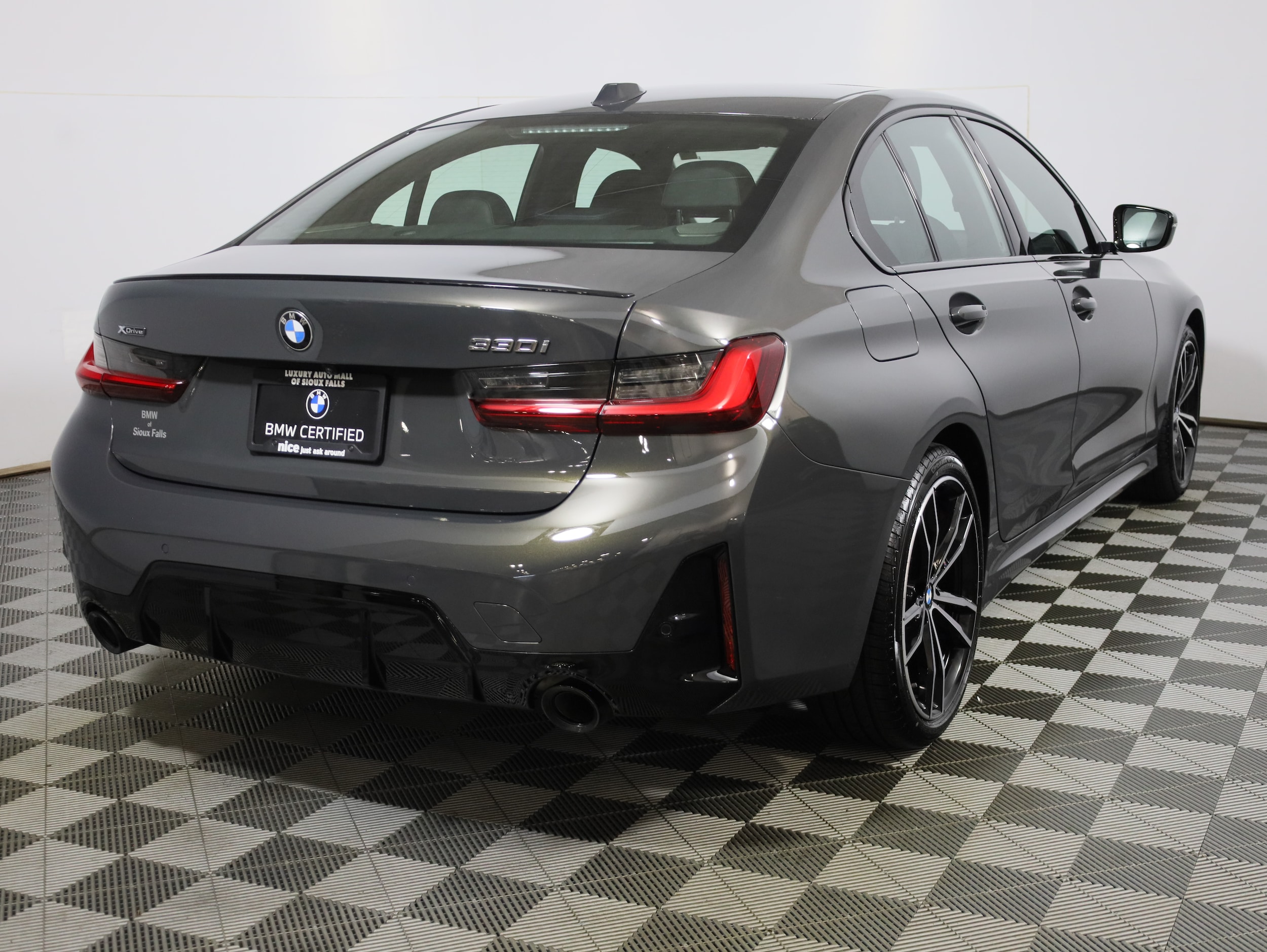 2023 BMW s