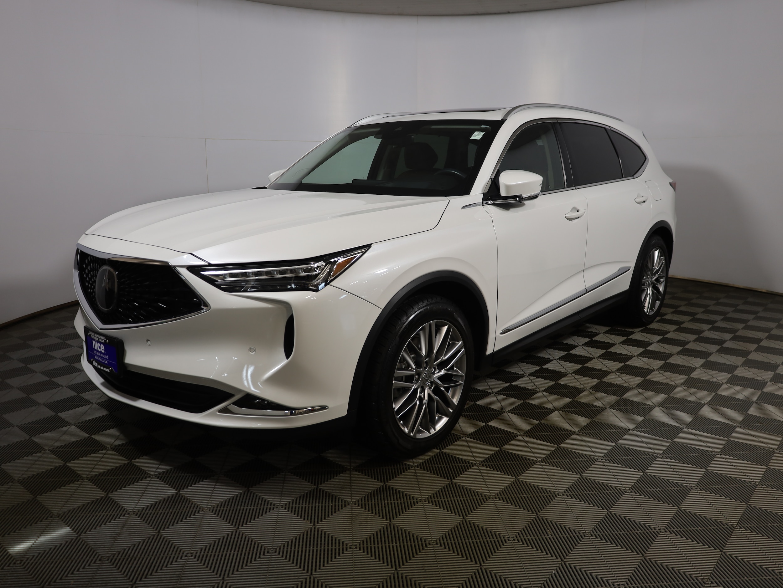 2022 Acura MDX SH-AWD w/Advance Package's photo