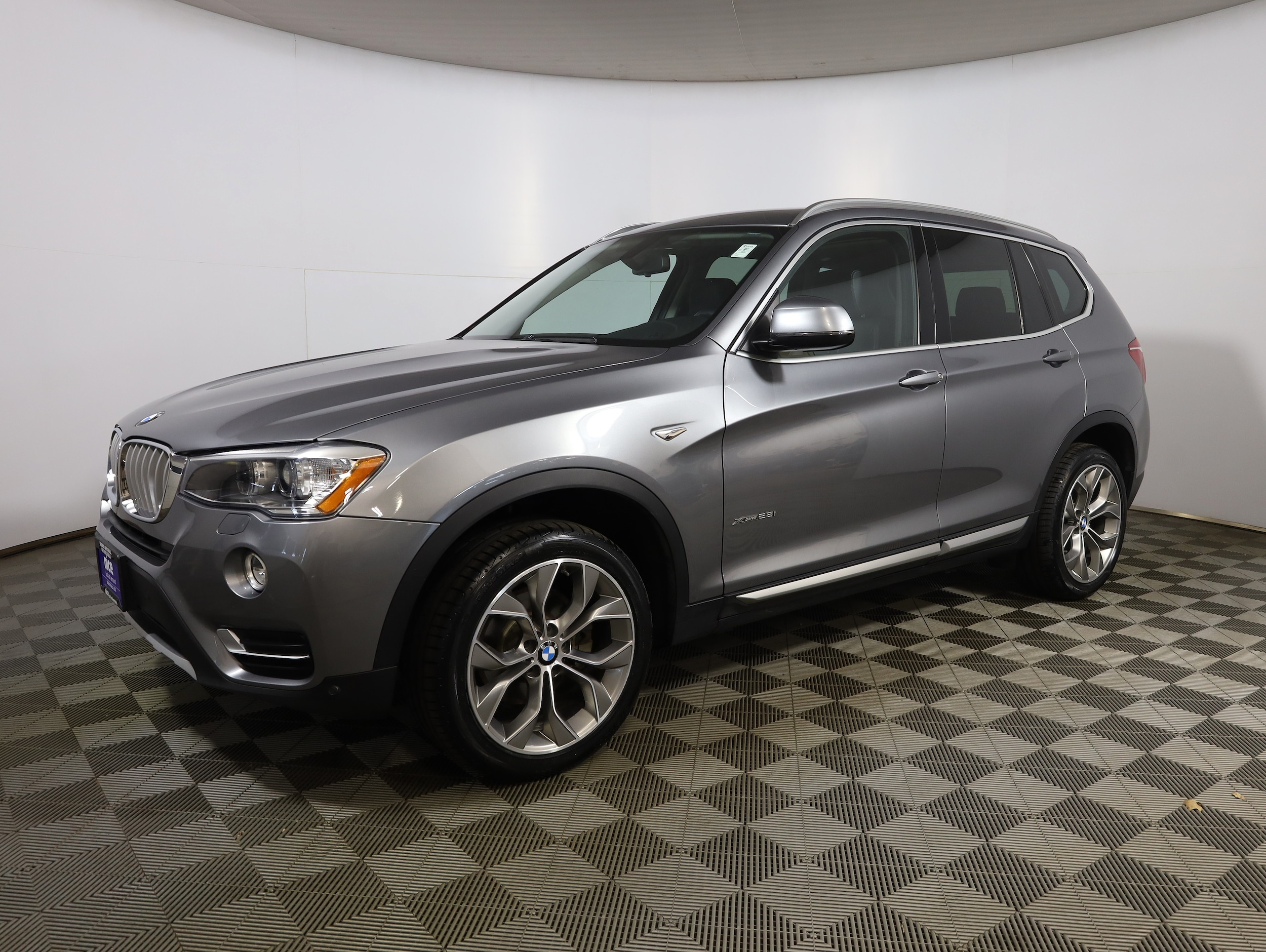 2017 BMW X3 xDrive28i's photo