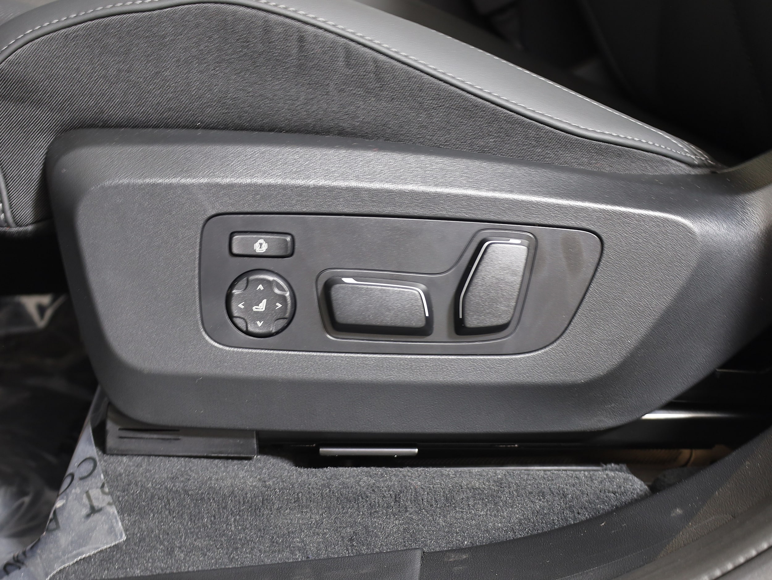 2026 BMW X3 30 - Photo 8