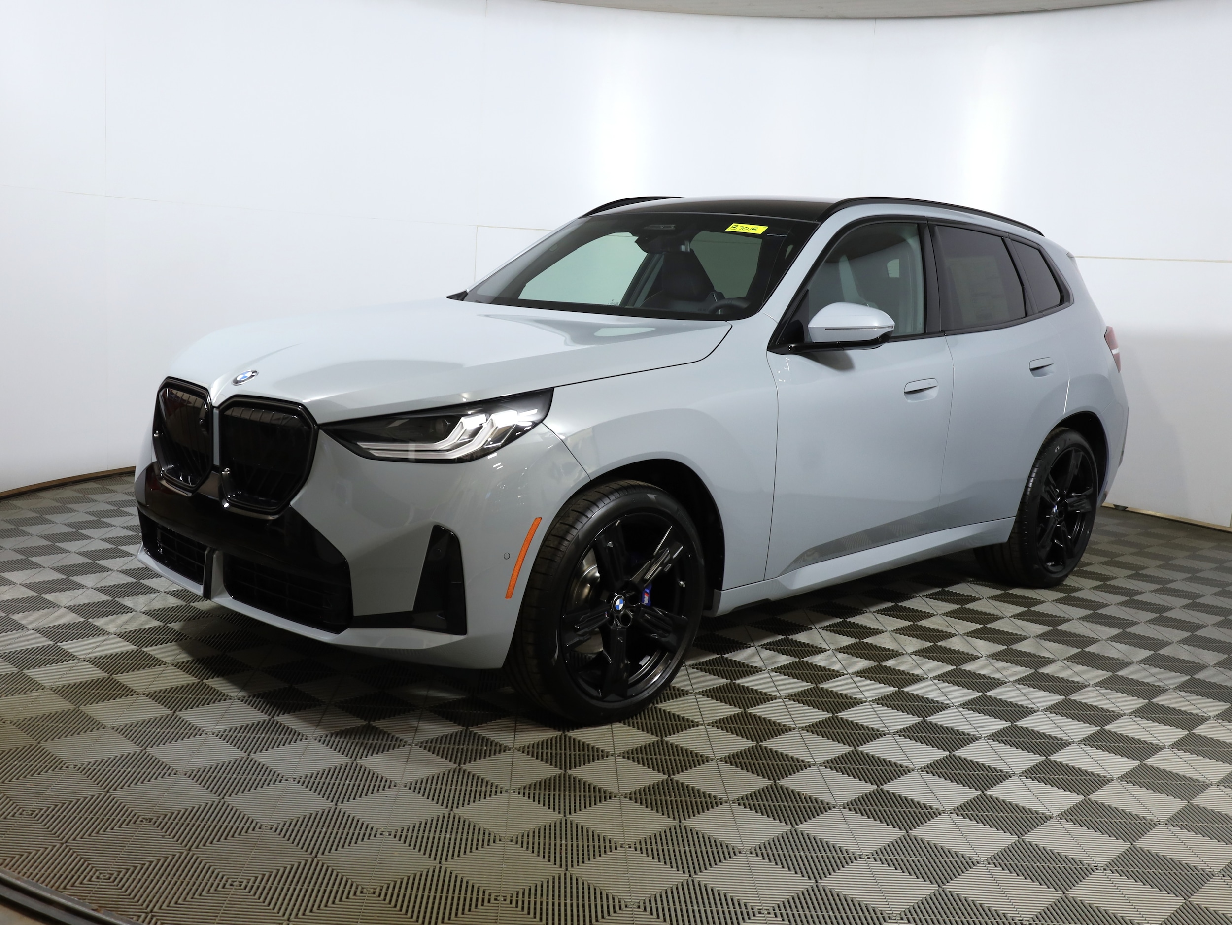 2026 BMW X3 30's photo