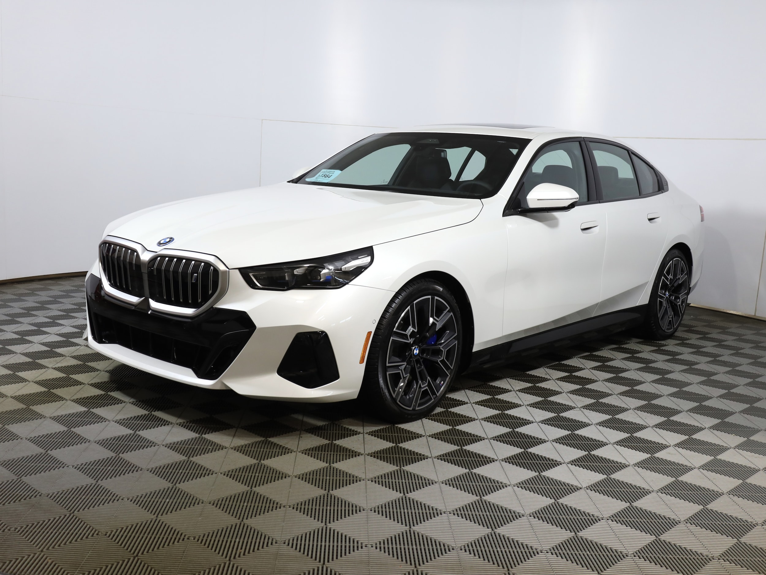 2026 BMW i5 40's photo