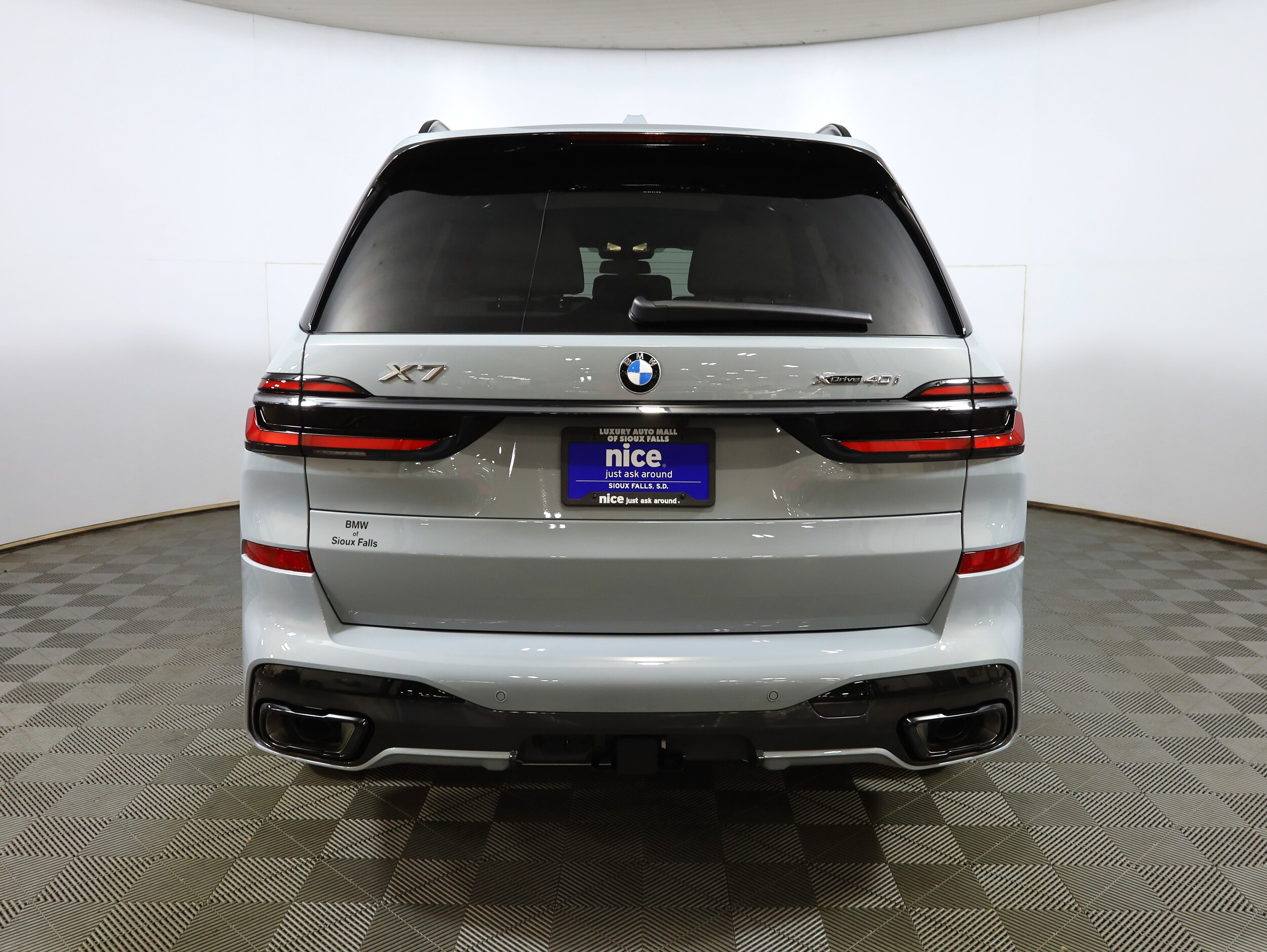 2026 Bmw X7 xDrive40i photo 2