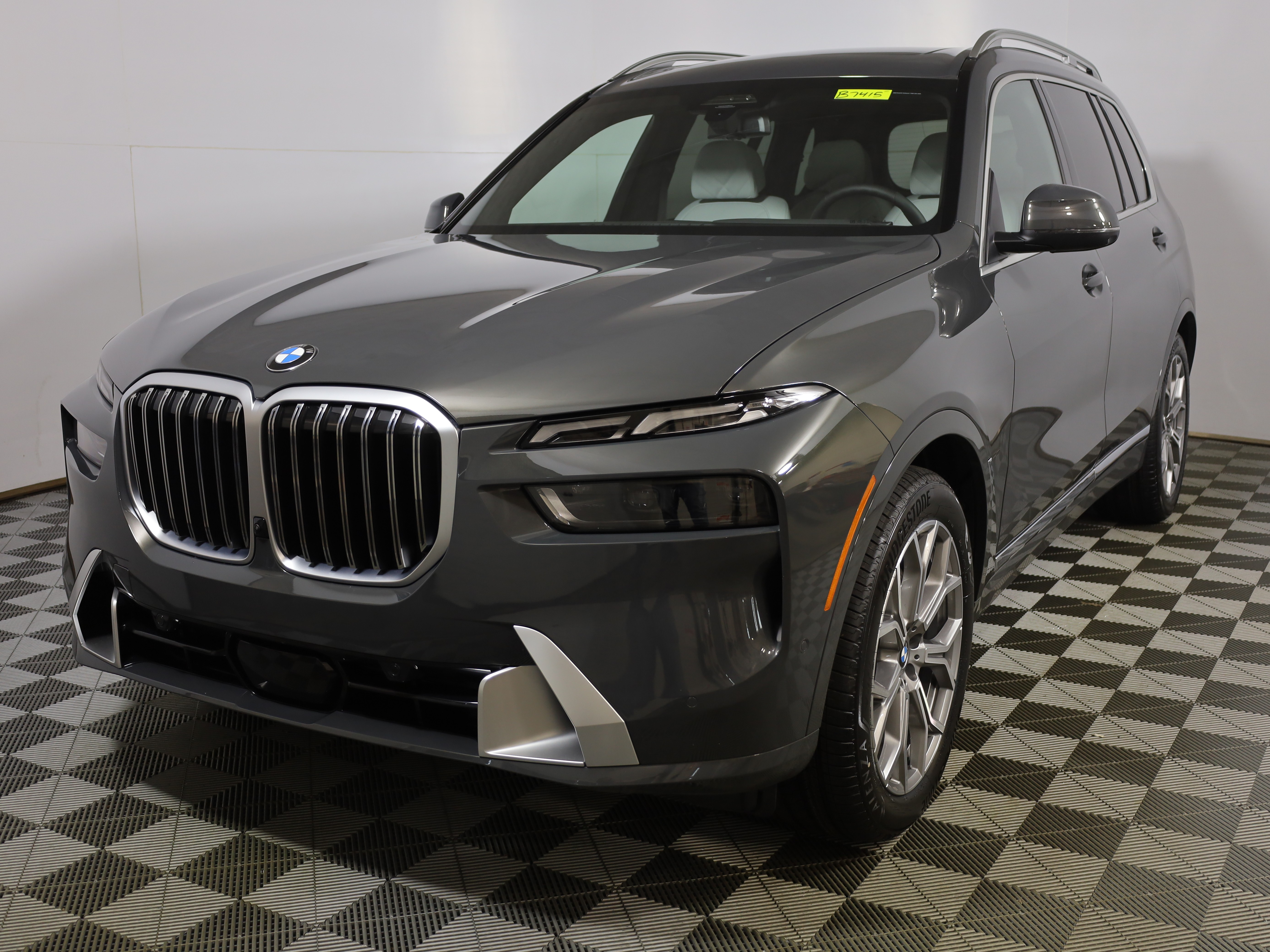 2027 BMW X7 xDrive40i SUV