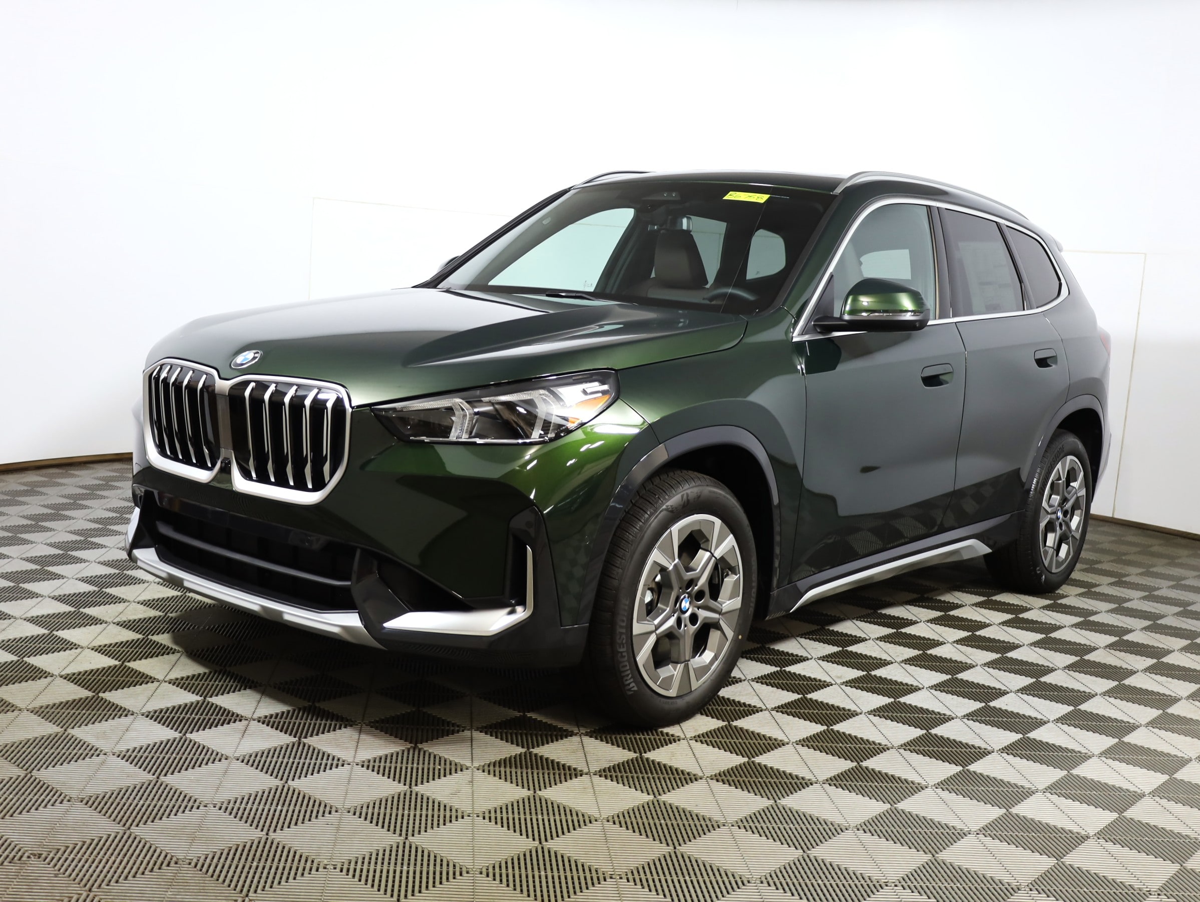 2025 BMW X1 SUV 