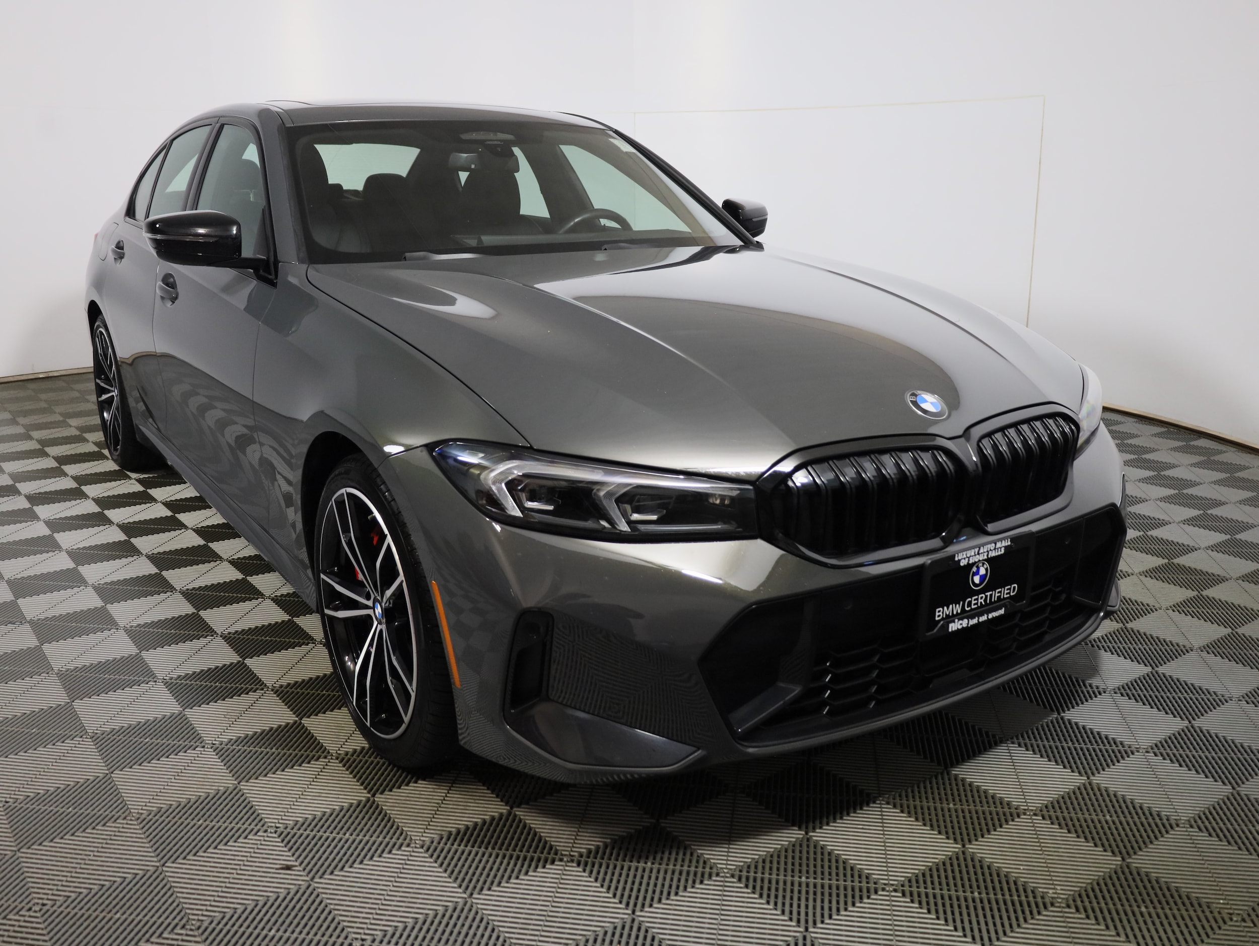 2023 BMW s