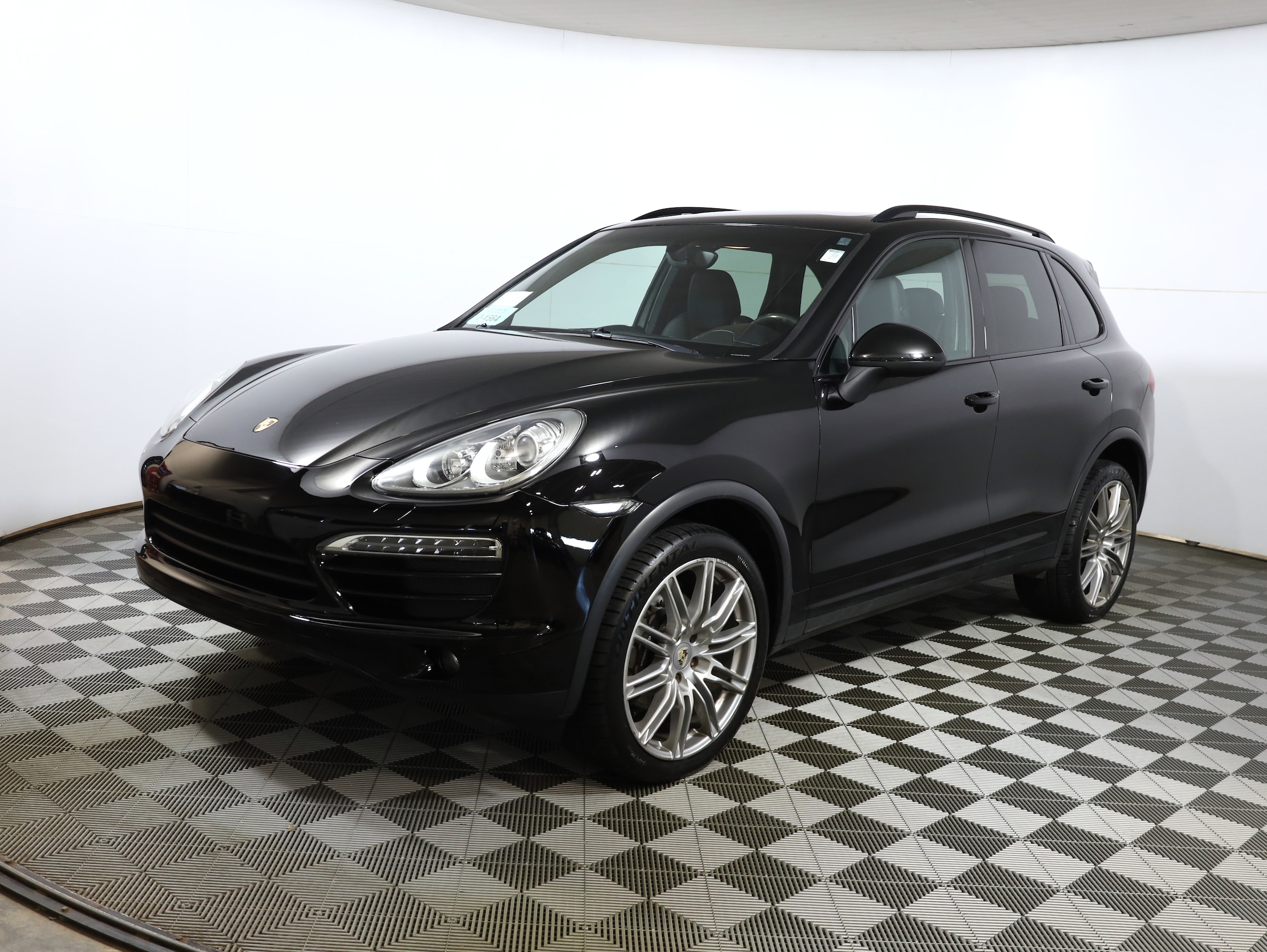 2011 Porsche Cayenne Base