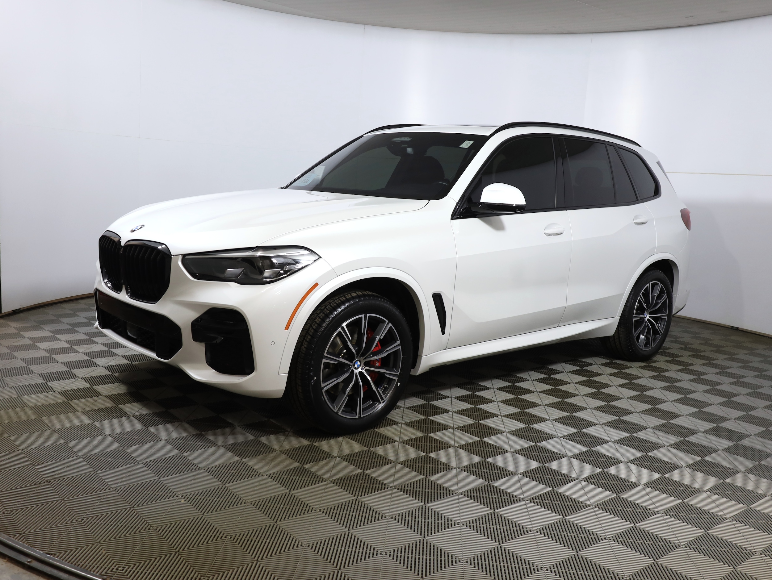 2023 BMW X5 40i's photo