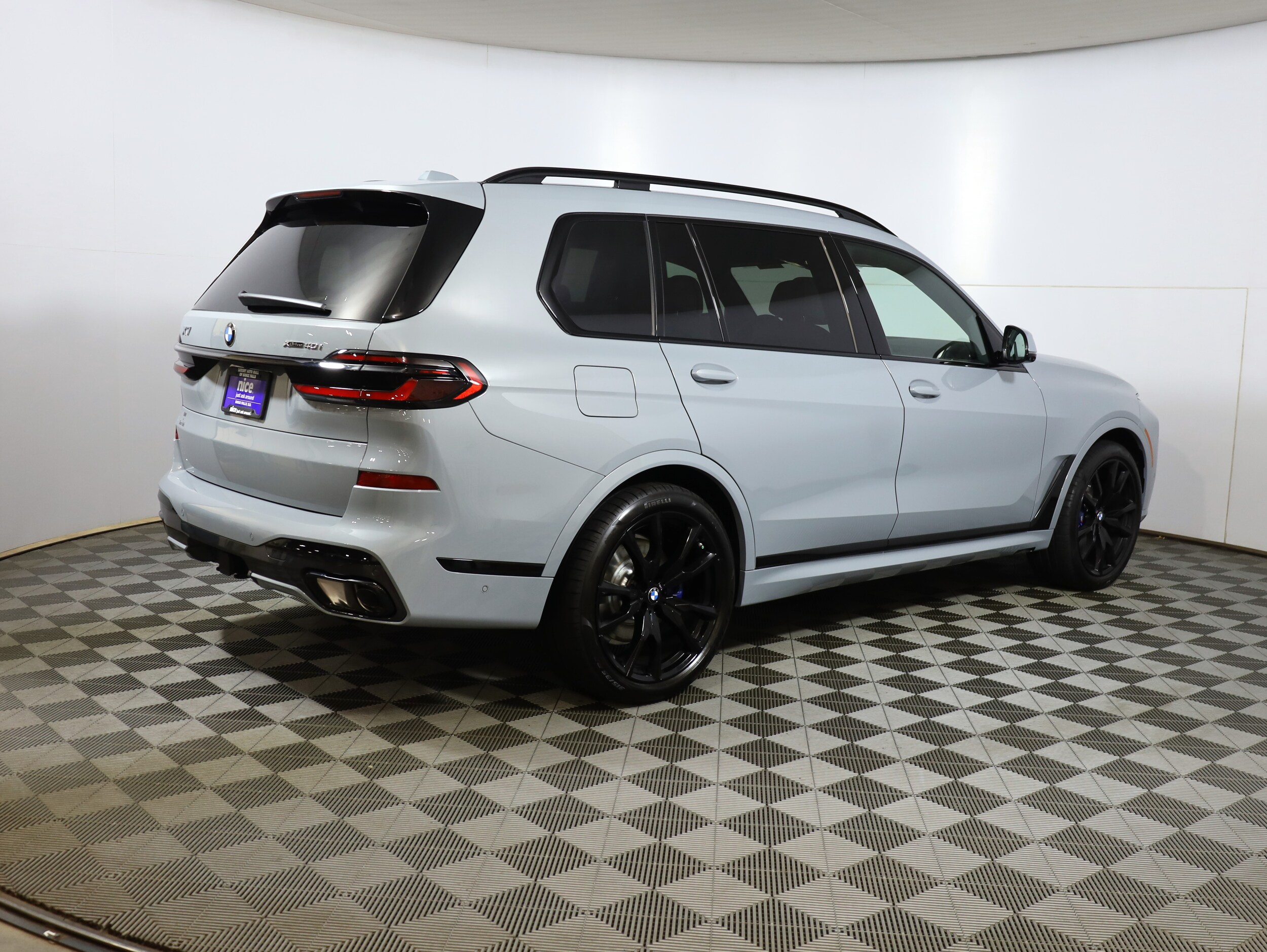 2026 Bmw X7 xDrive40i photo 3