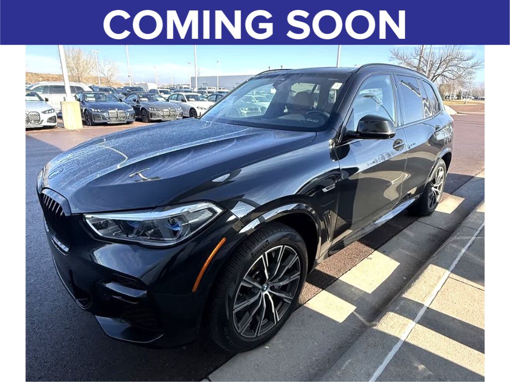 2023 BMW X5 45e's photo