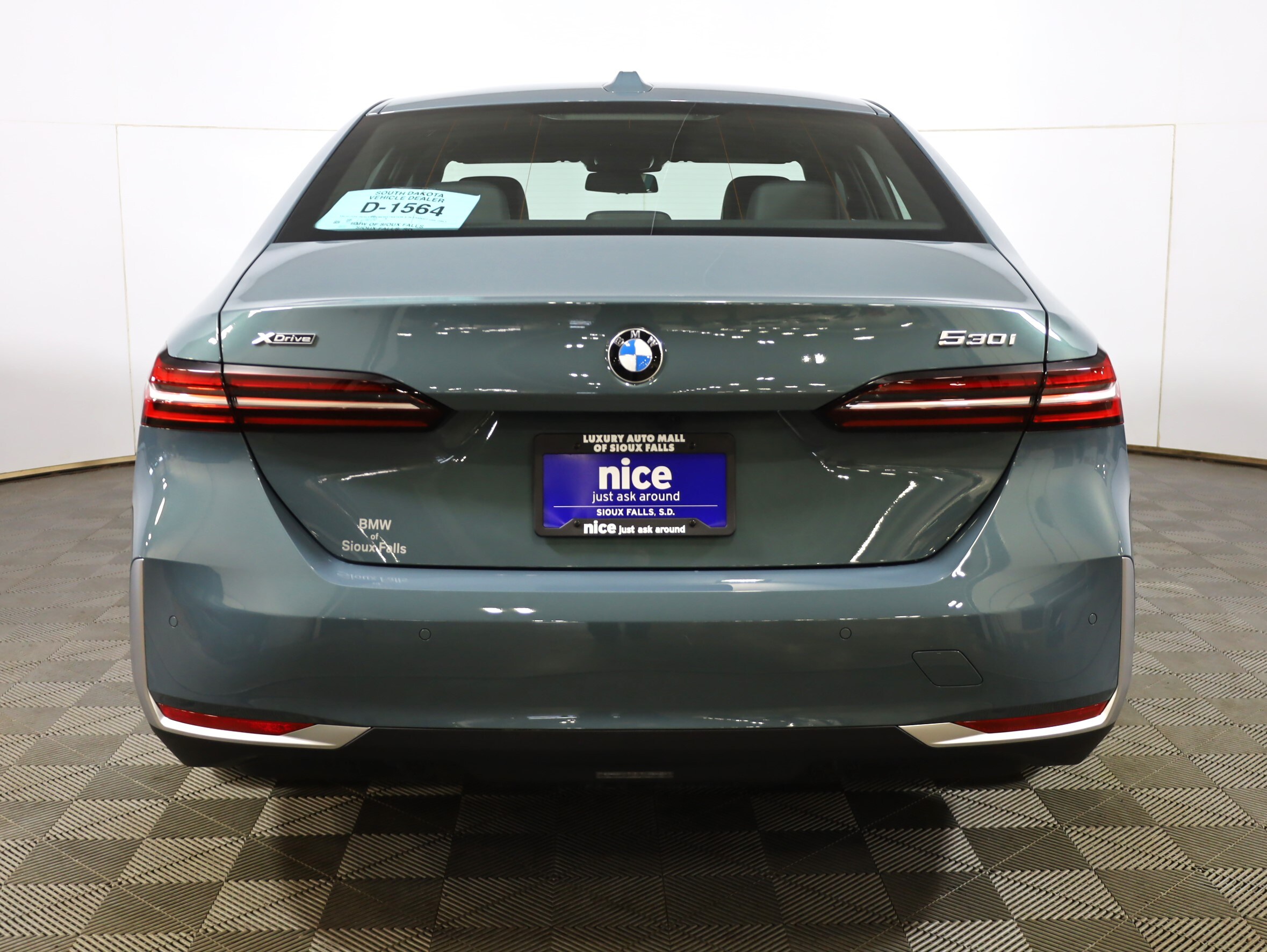 2025 Bmw 530i xDrive photo 3