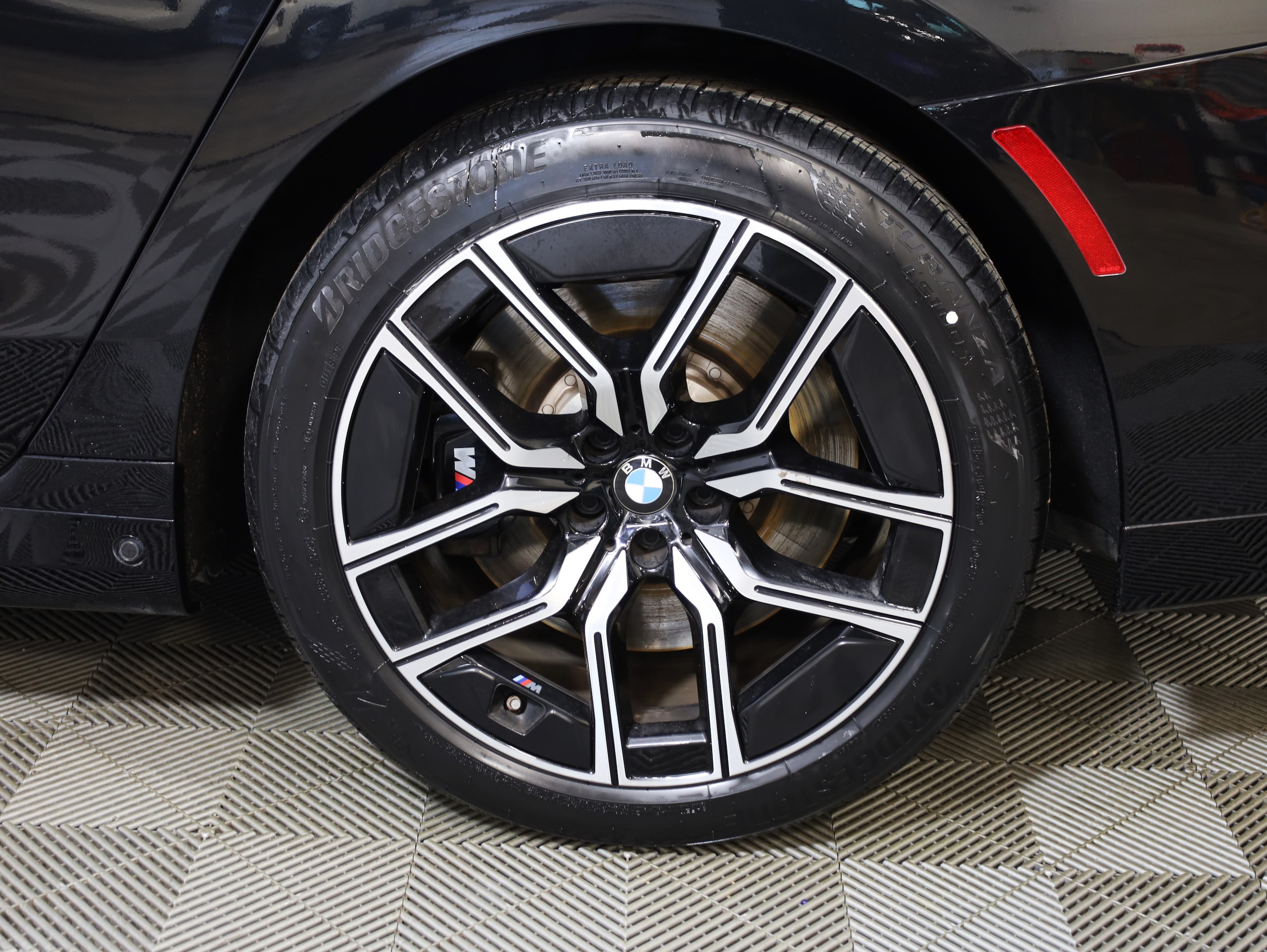 2024 BMW 7 Series 760i - Photo 23