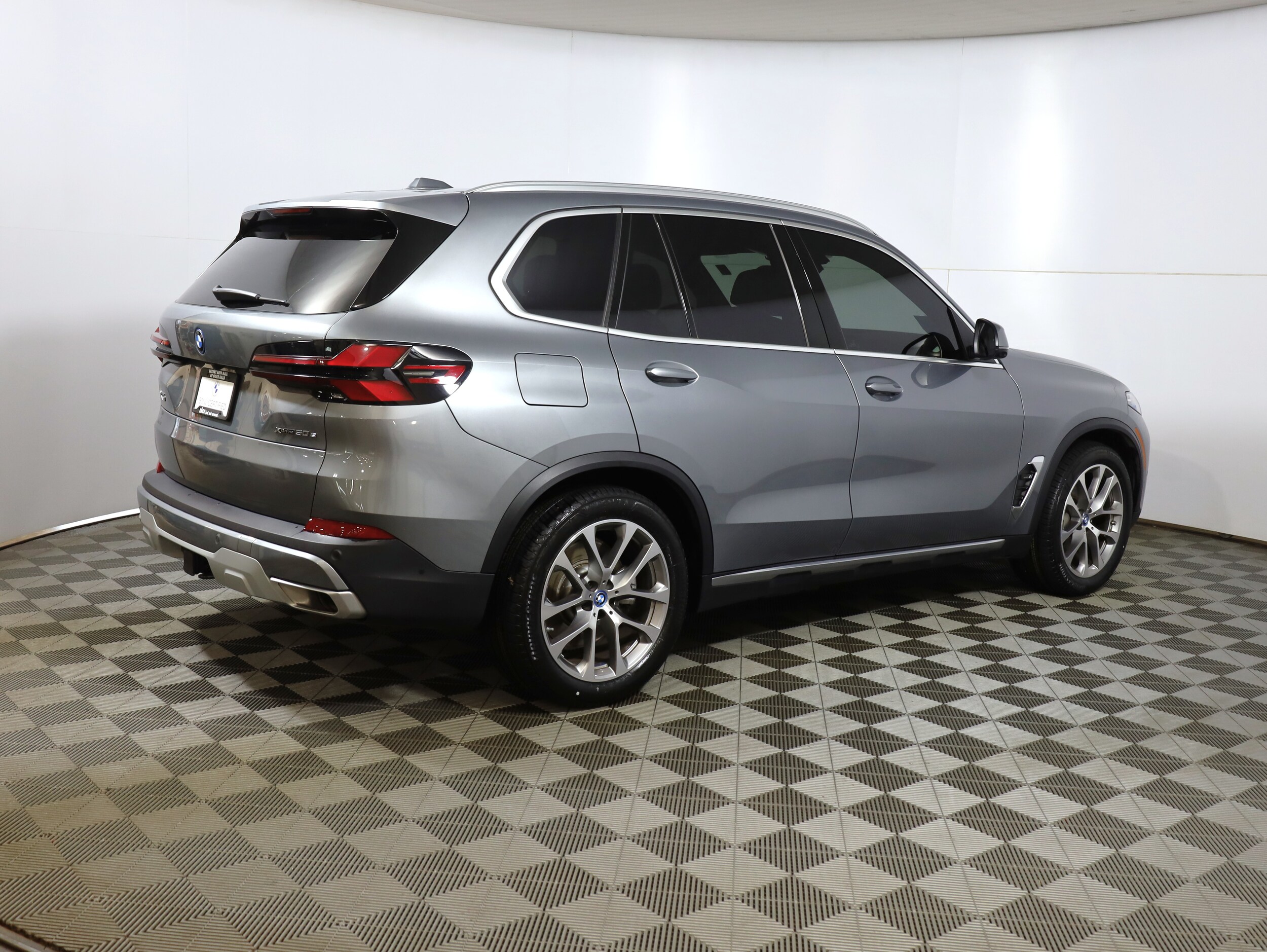 2024 Bmw X5 xDrive50e photo 2