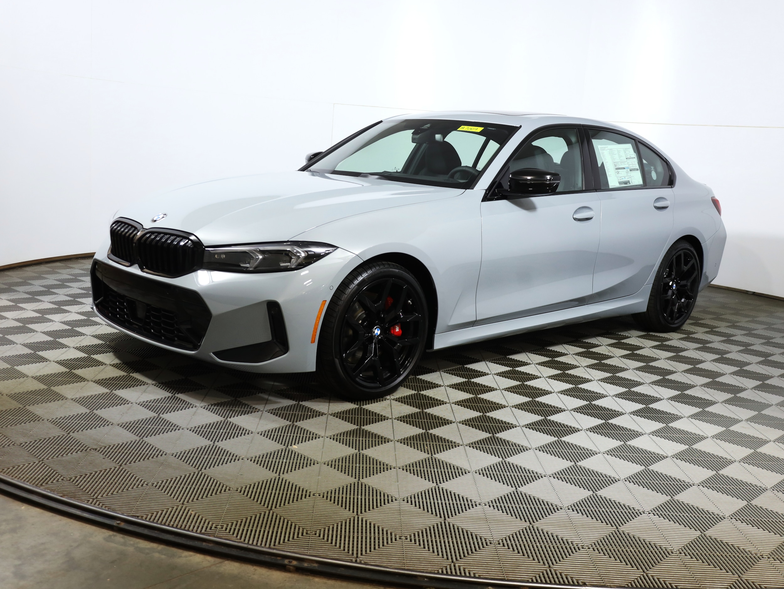 2026 BMW 3 Series 330i's photo