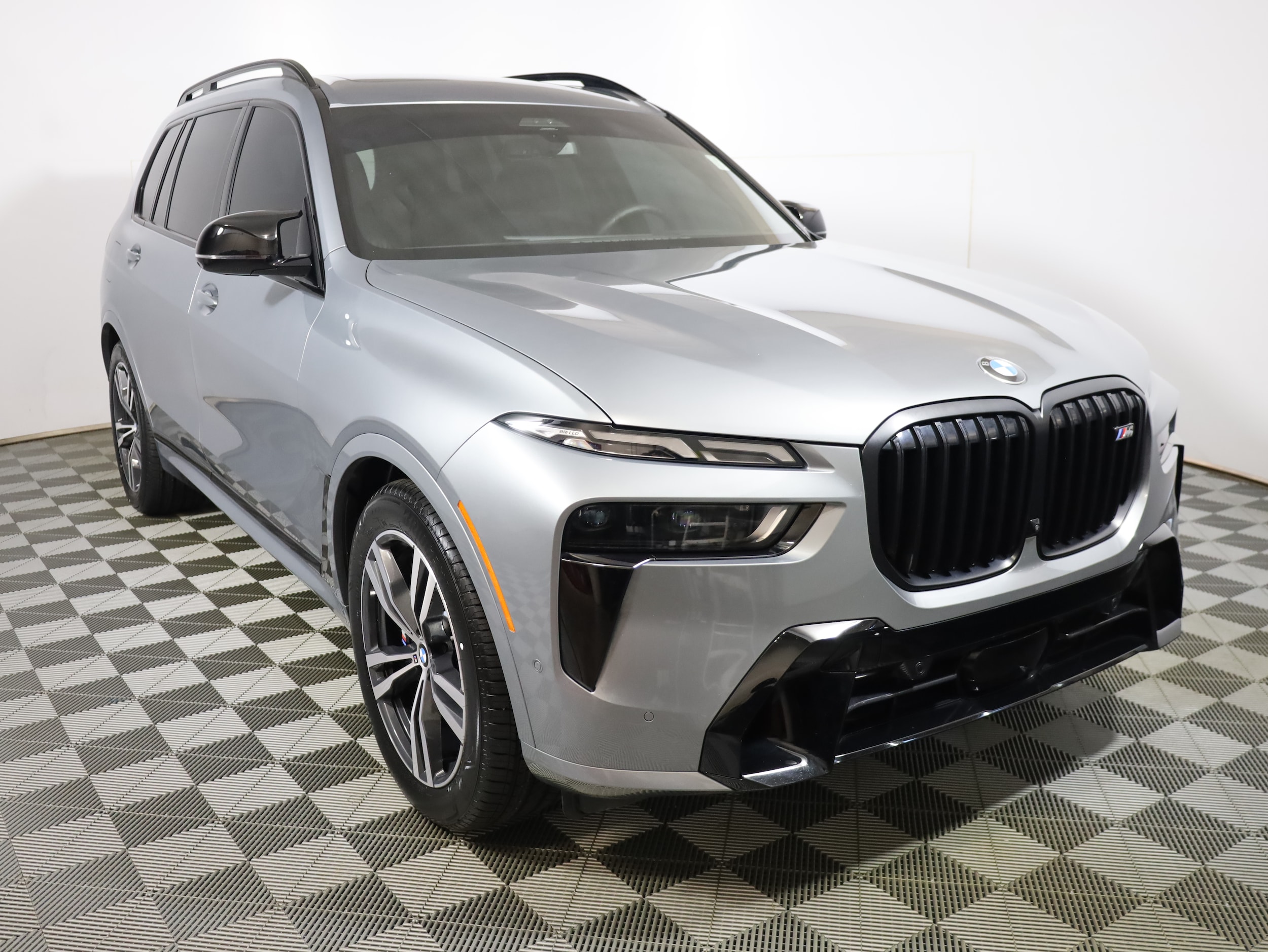 2025 BMW s