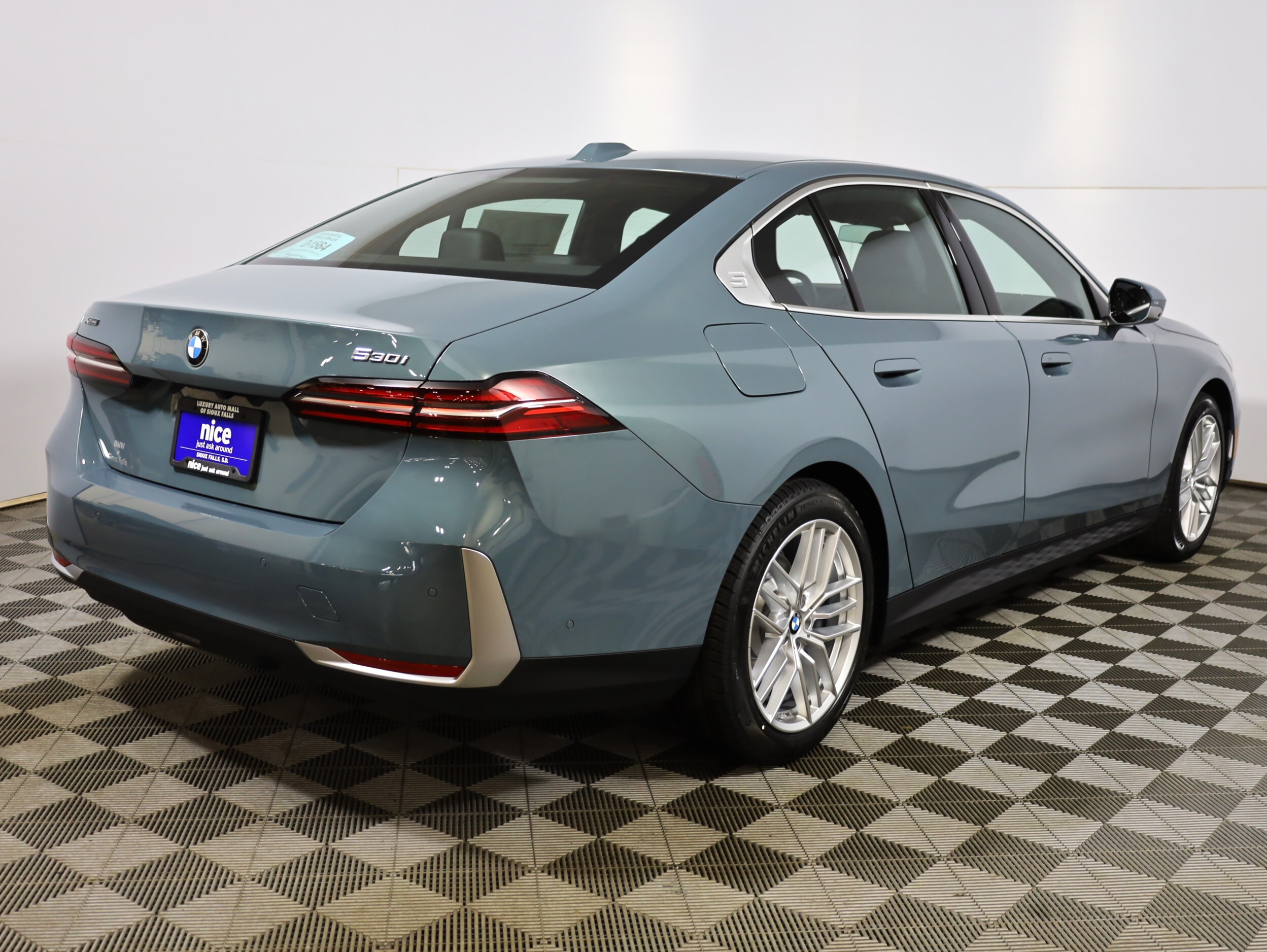 2025 Bmw 530i xDrive photo 4