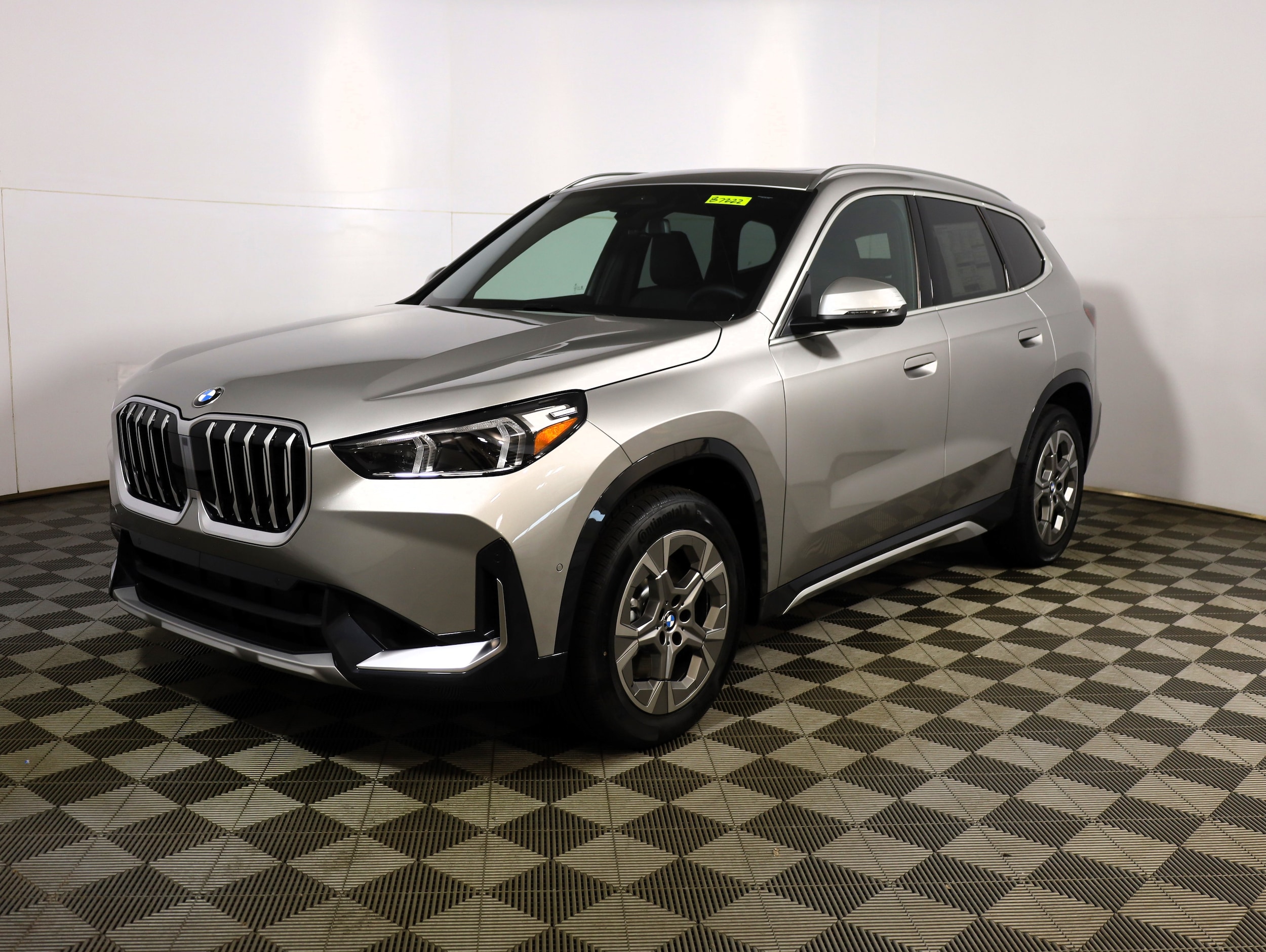 2026 BMW X1 xDrive28i's photo