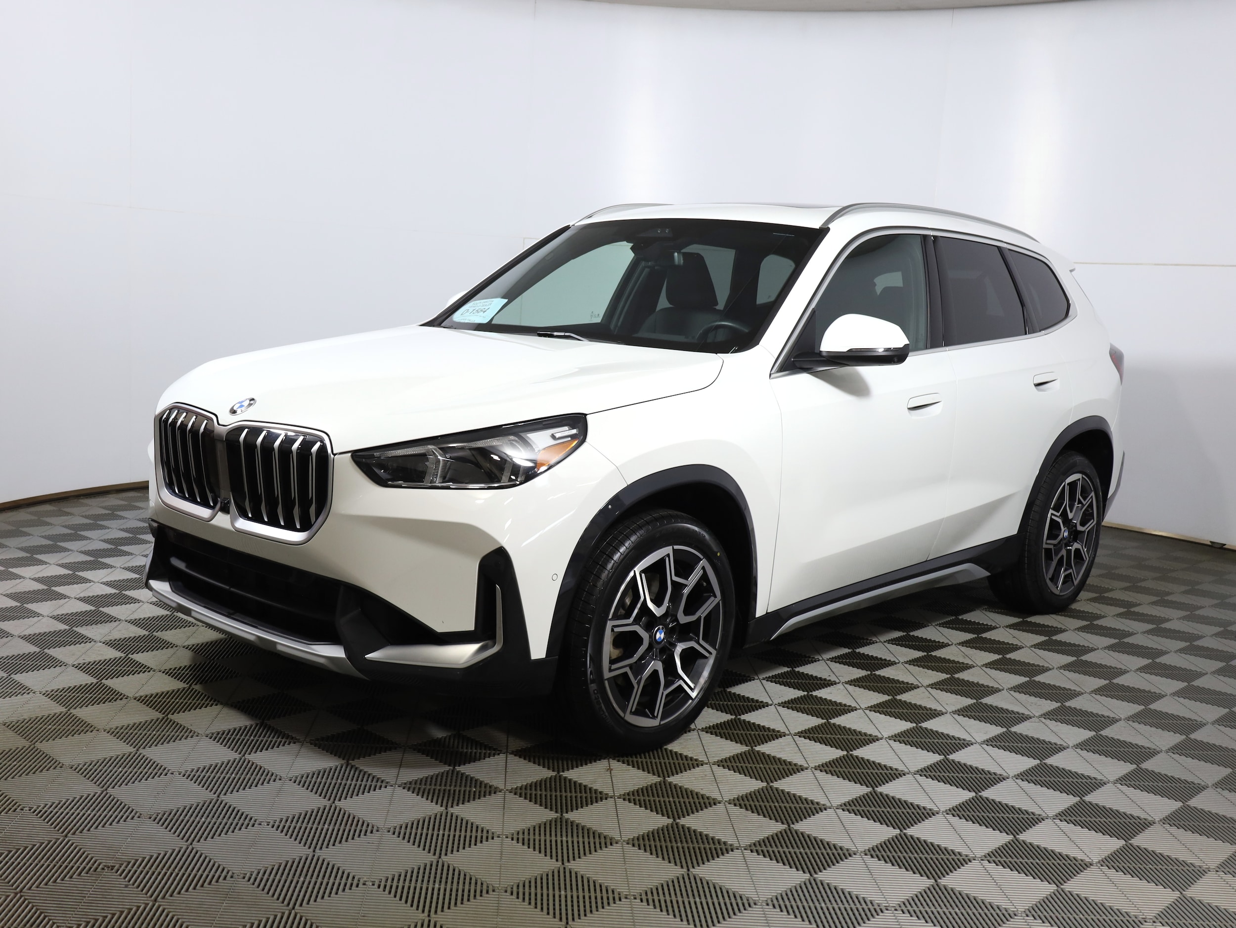 2025 BMW X1 SUV 