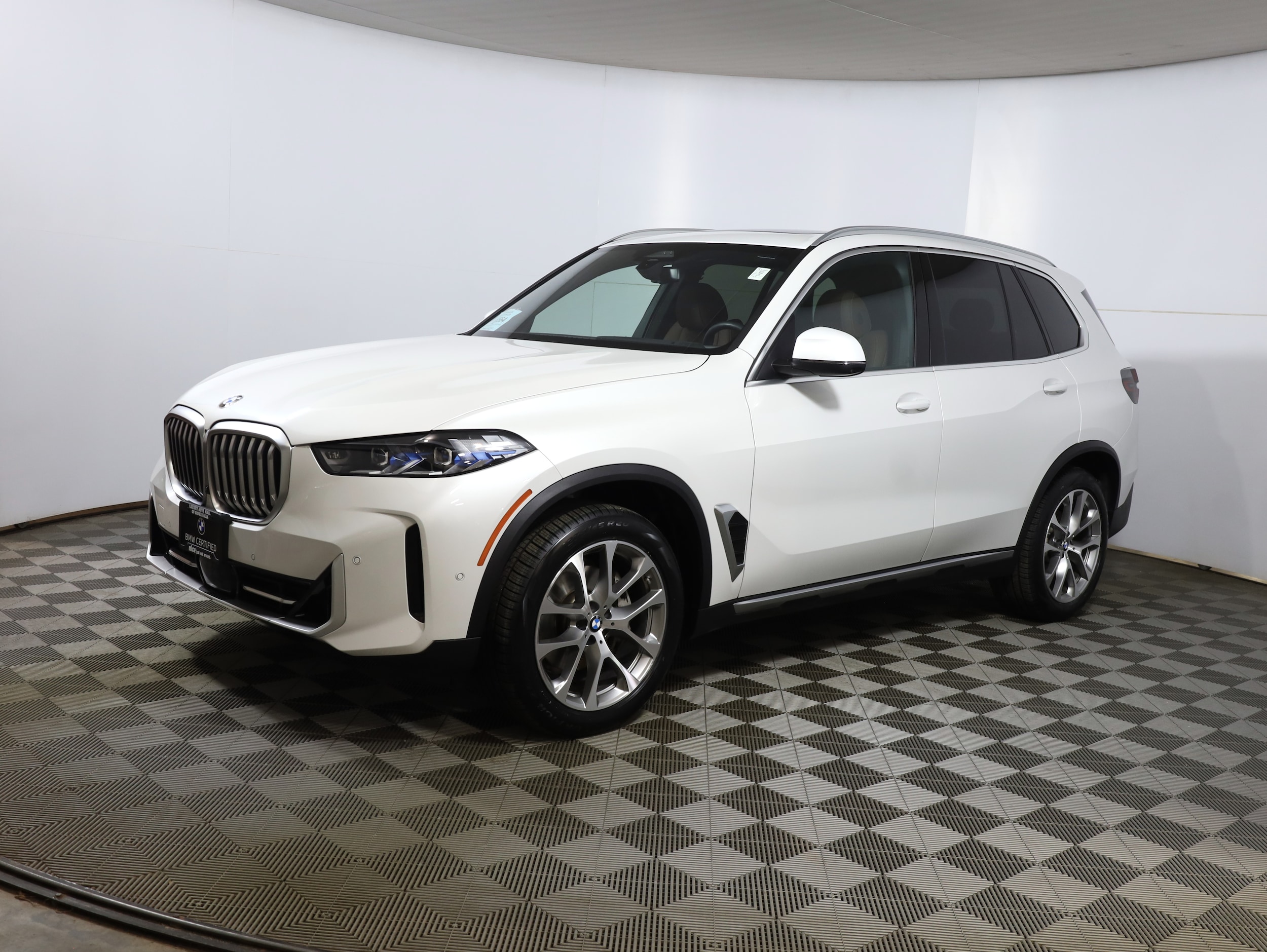 2024 BMW X5 40i's photo