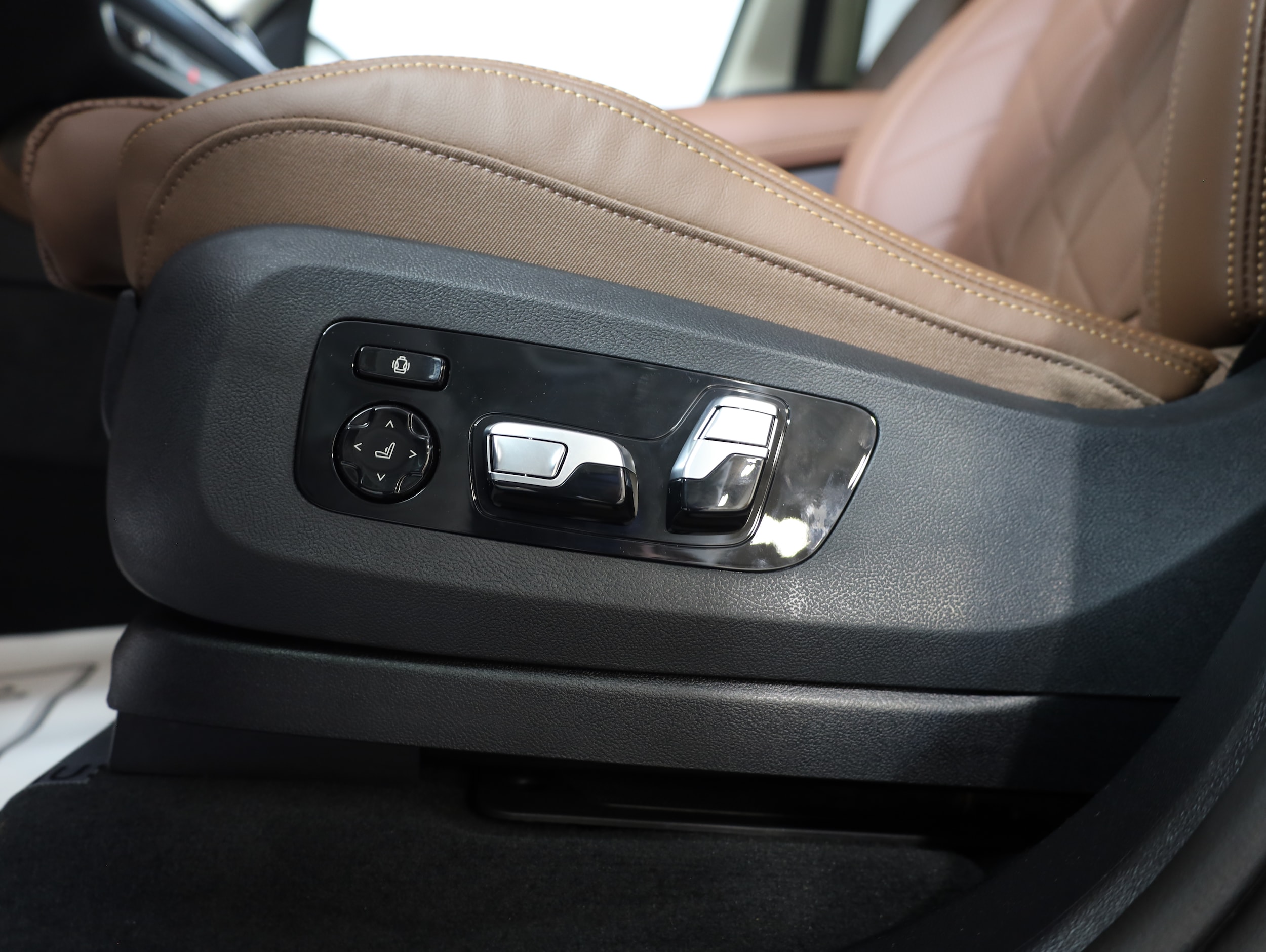 2026 BMW X7 40i - Photo 8