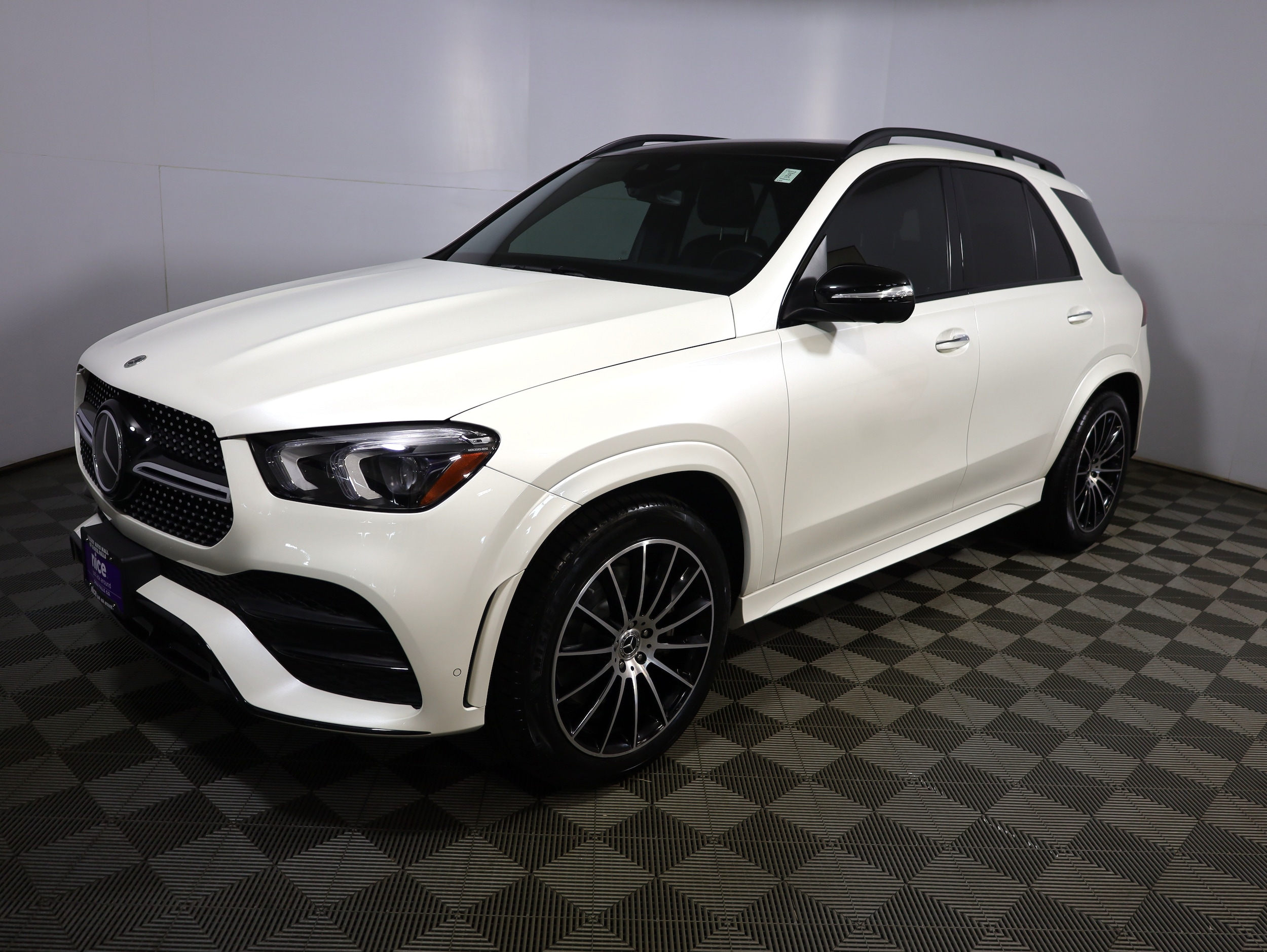 2021 Mercedes-Benz GLE GLE450 4MATIC's photo